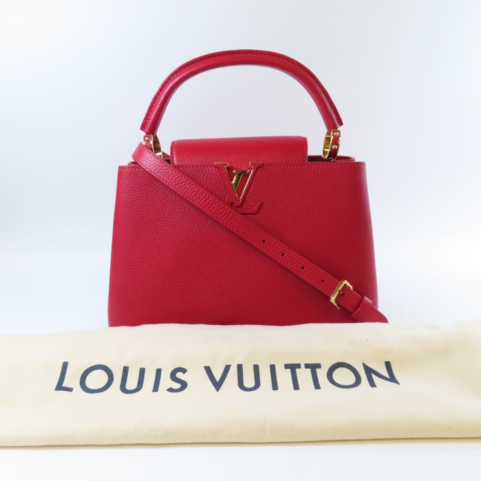 LOUIS VUITTON 【激減優惠】Taurillon Capucines MM金扣手挽肩背兩用袋紅色