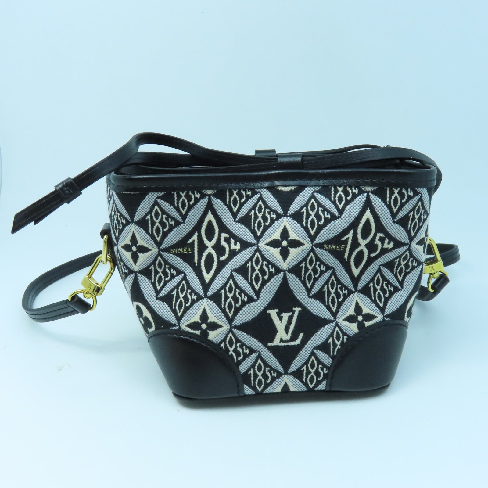 LOUIS VUITTON 【清倉大減價】Jacquard Since 1854 Noe Purse Shoulder Bag金扣肩背袋黑色