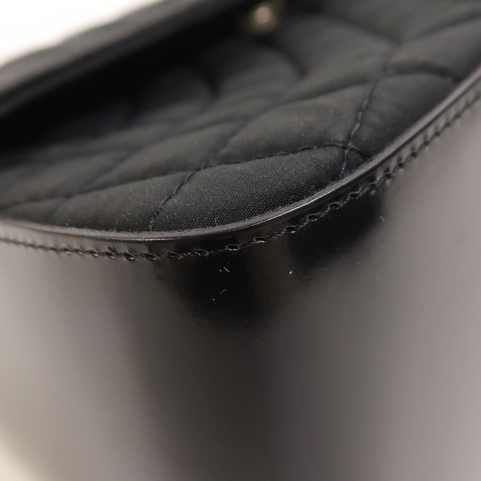 BALLY 尼龍/牛皮皮革Hand Bag銀扣手挽袋