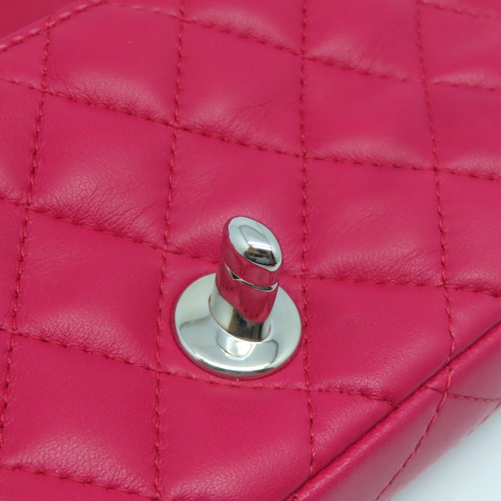 CHANEL 【激減優惠】菱格羊皮皮革Chain Shoulder Bag銀扣鏈帶肩背袋桃紅色