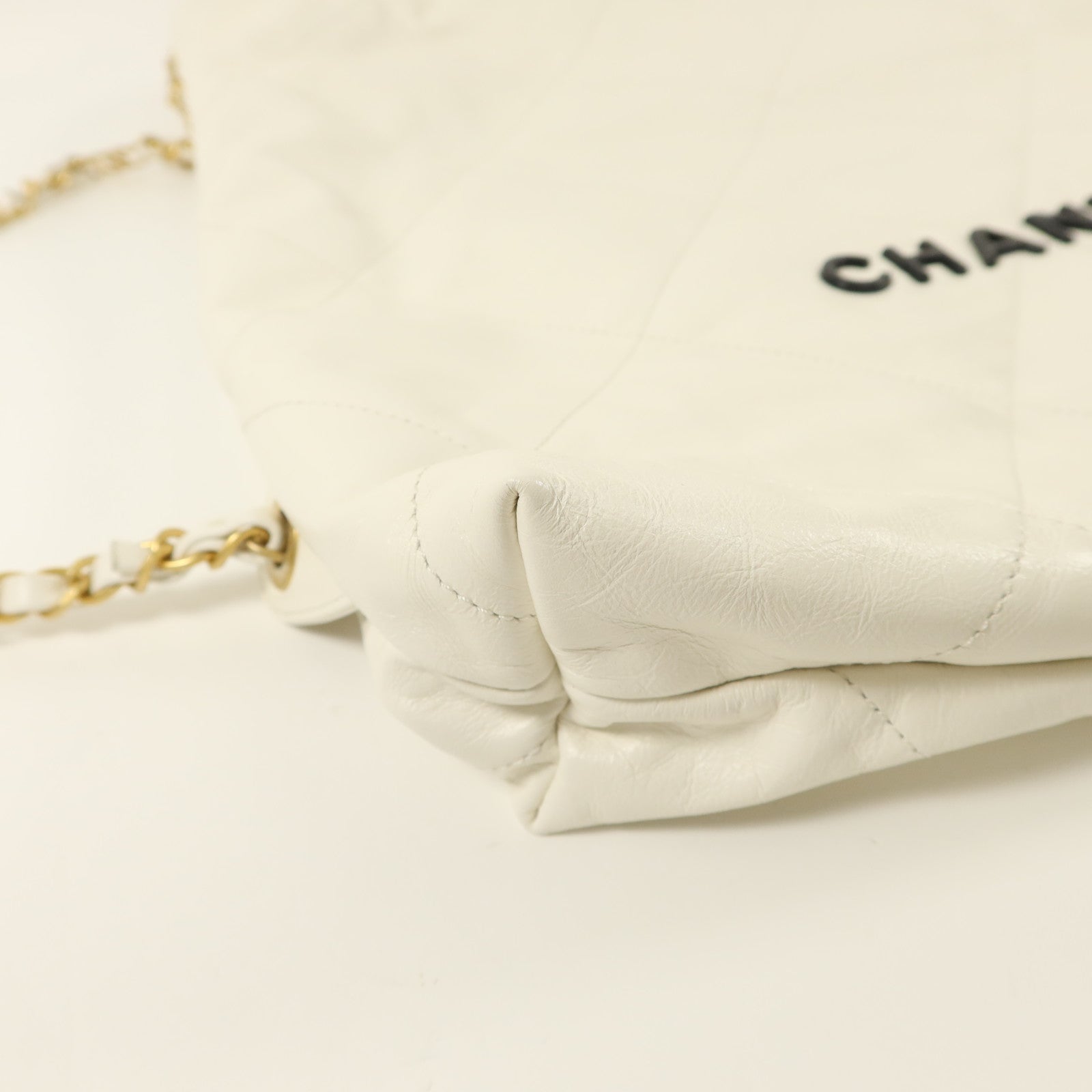 CHANEL 牛皮皮革Chanel 22 Backpack背包