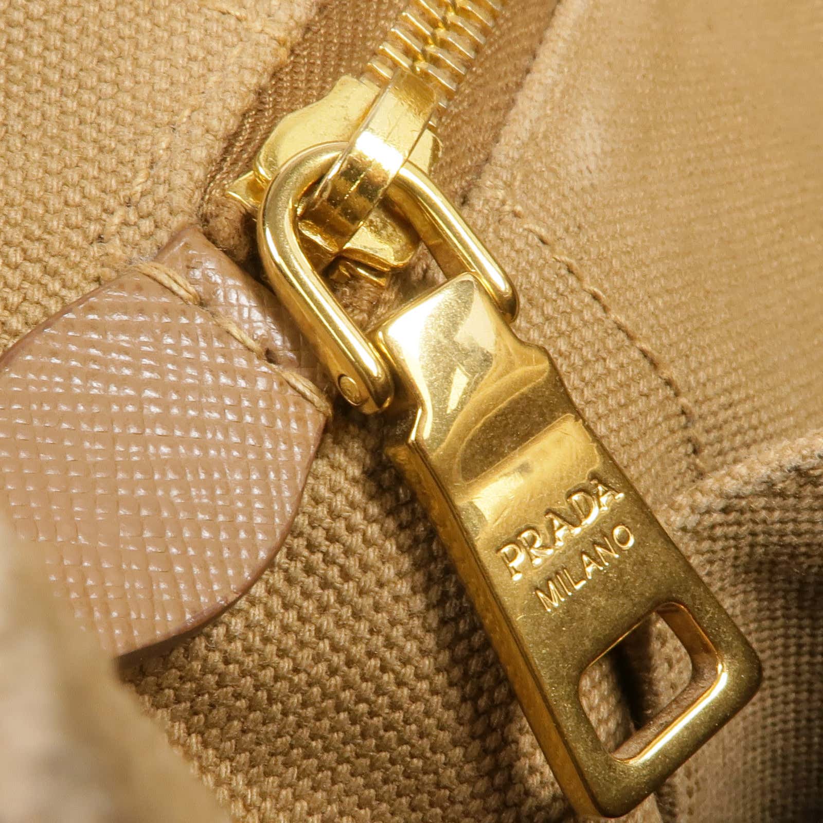 PRADA 【激減優惠】帆布Prada Canapa Tote Bag金扣手挽肩背兩用袋