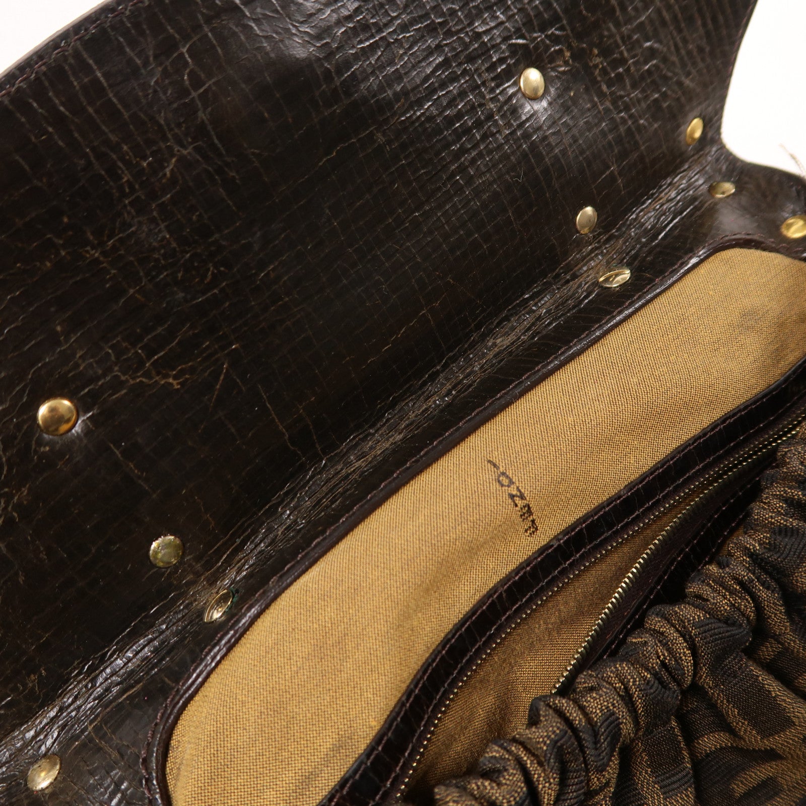 FENDI 帆布/牛皮皮革Hand Bag金扣手挽袋