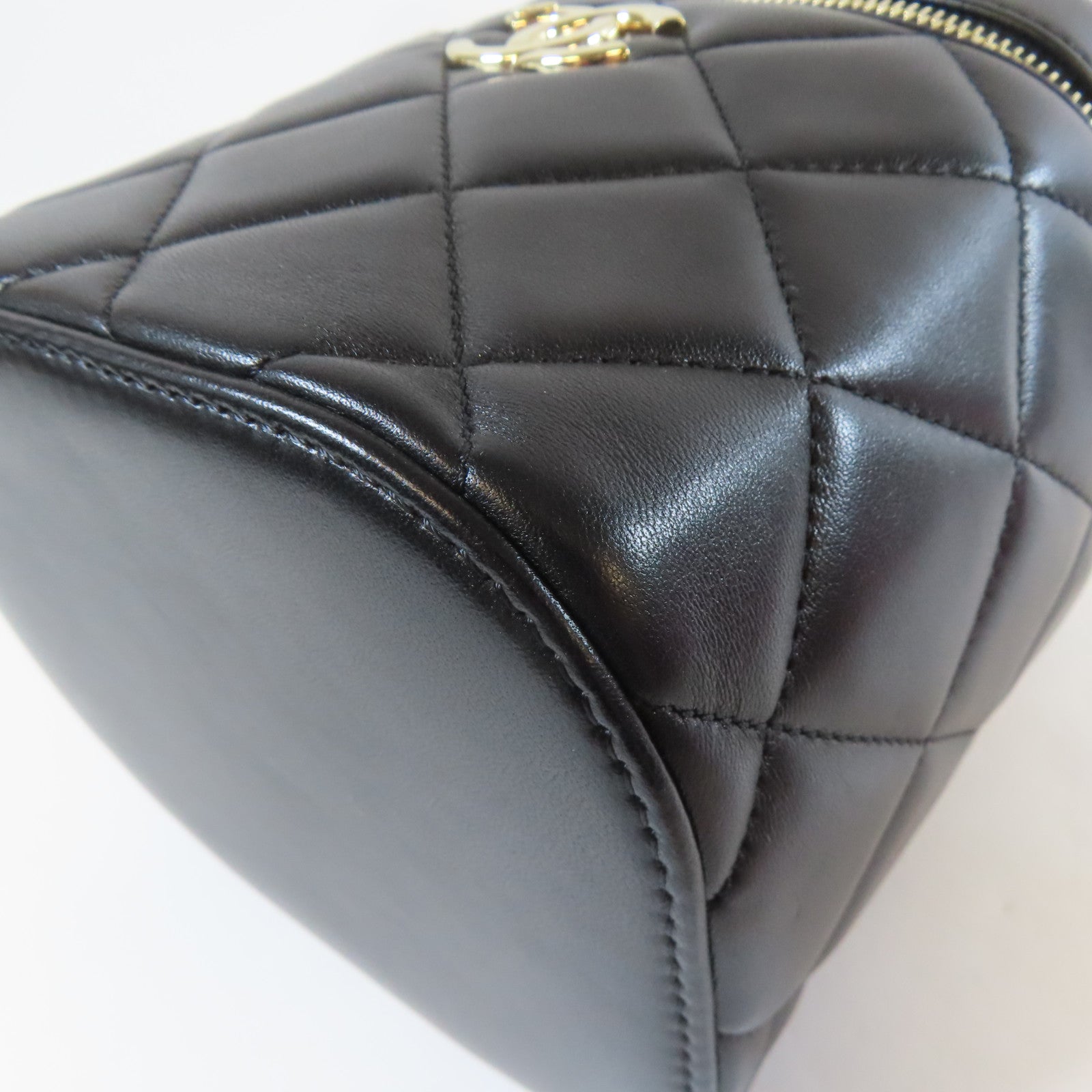 CHANEL 【激減優惠】菱格羊皮皮革Trendy CC Vanity Case金扣手挽肩背兩用袋黑色