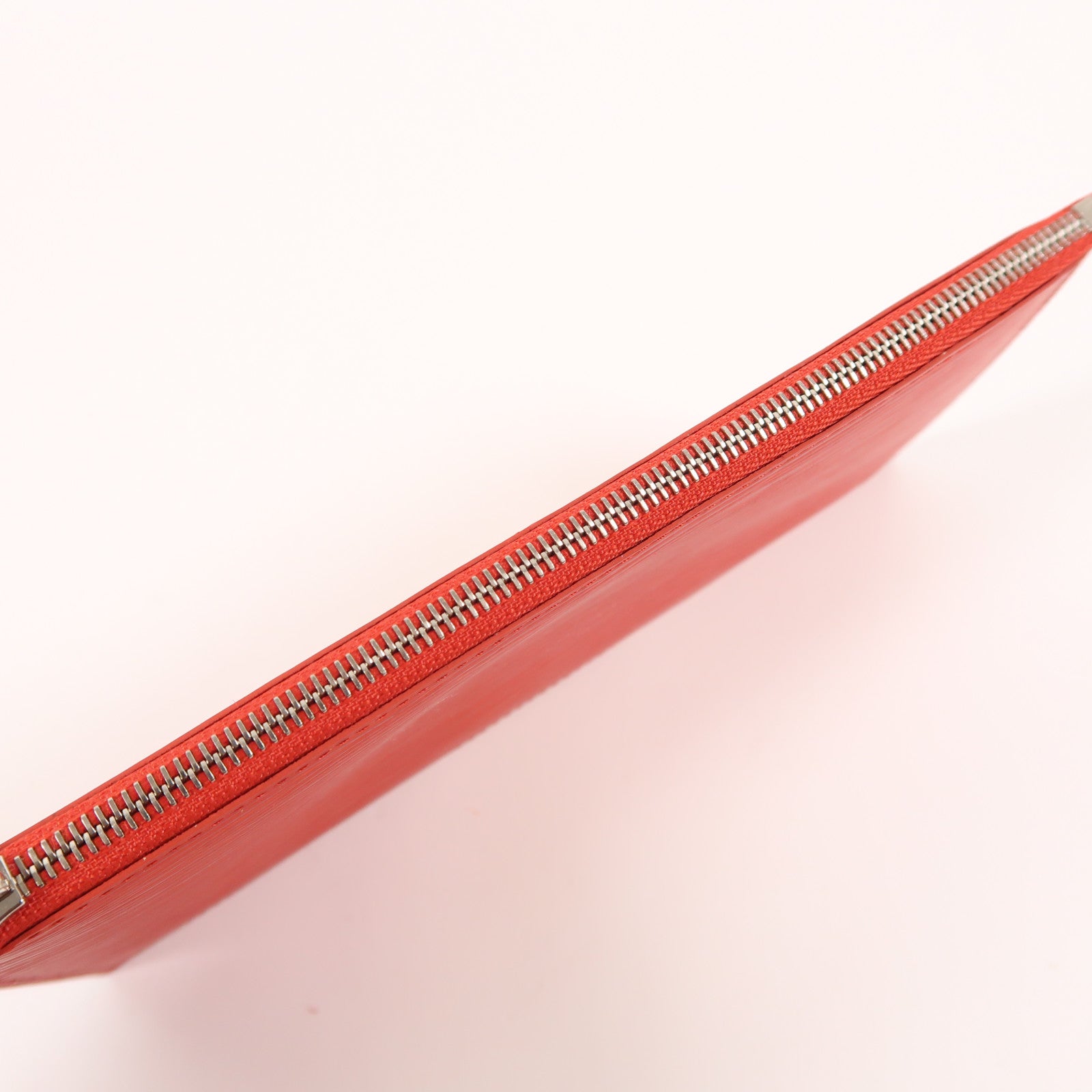 LOUIS VUITTON Epi Pochette Felice銀扣鏈帶肩背袋