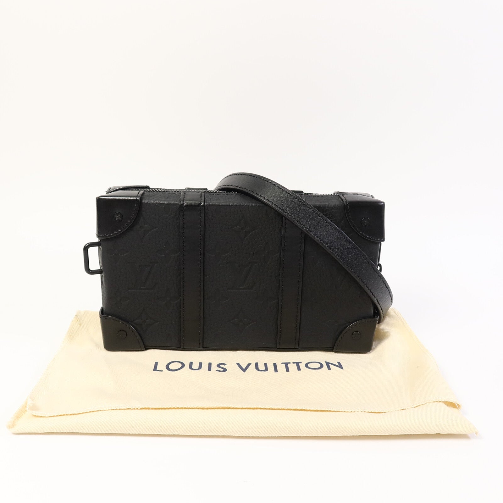 LOUIS VUITTON Monogram Taurillon Soft Trunk肩背袋