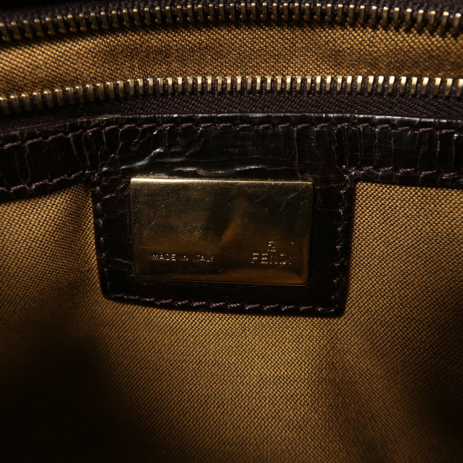 FENDI 帆布/牛皮皮革Hand Bag金扣手挽袋