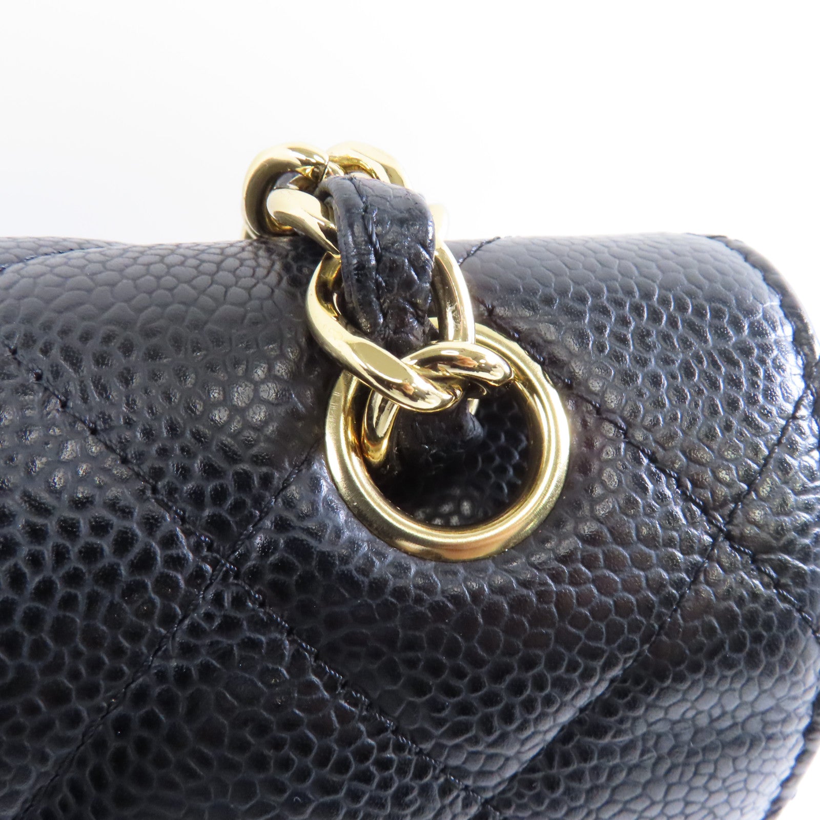 CHANEL 菱格Caviar皮革Classic Jumbo金扣鏈帶肩背袋黑色