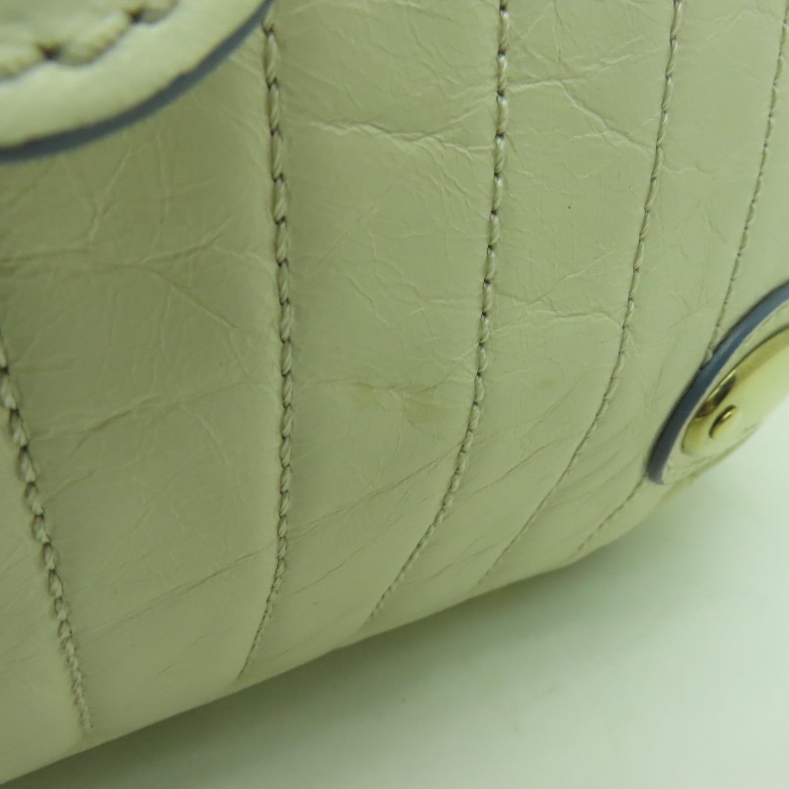 Chloe 牛皮皮革Handbag金扣手挽袋米白色