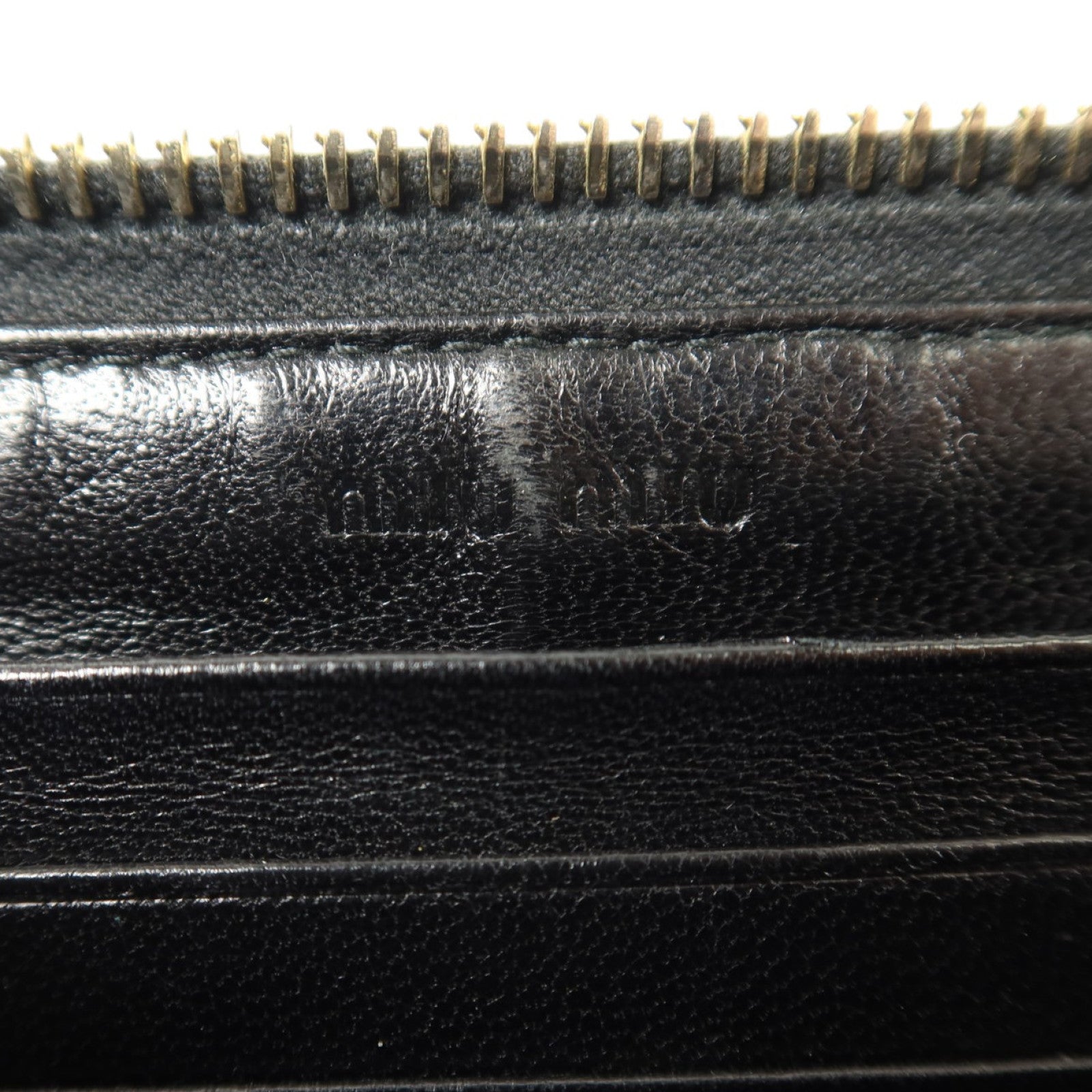 Miu Miu 羊皮皮革Zipper Long Wallet金扣長錢包