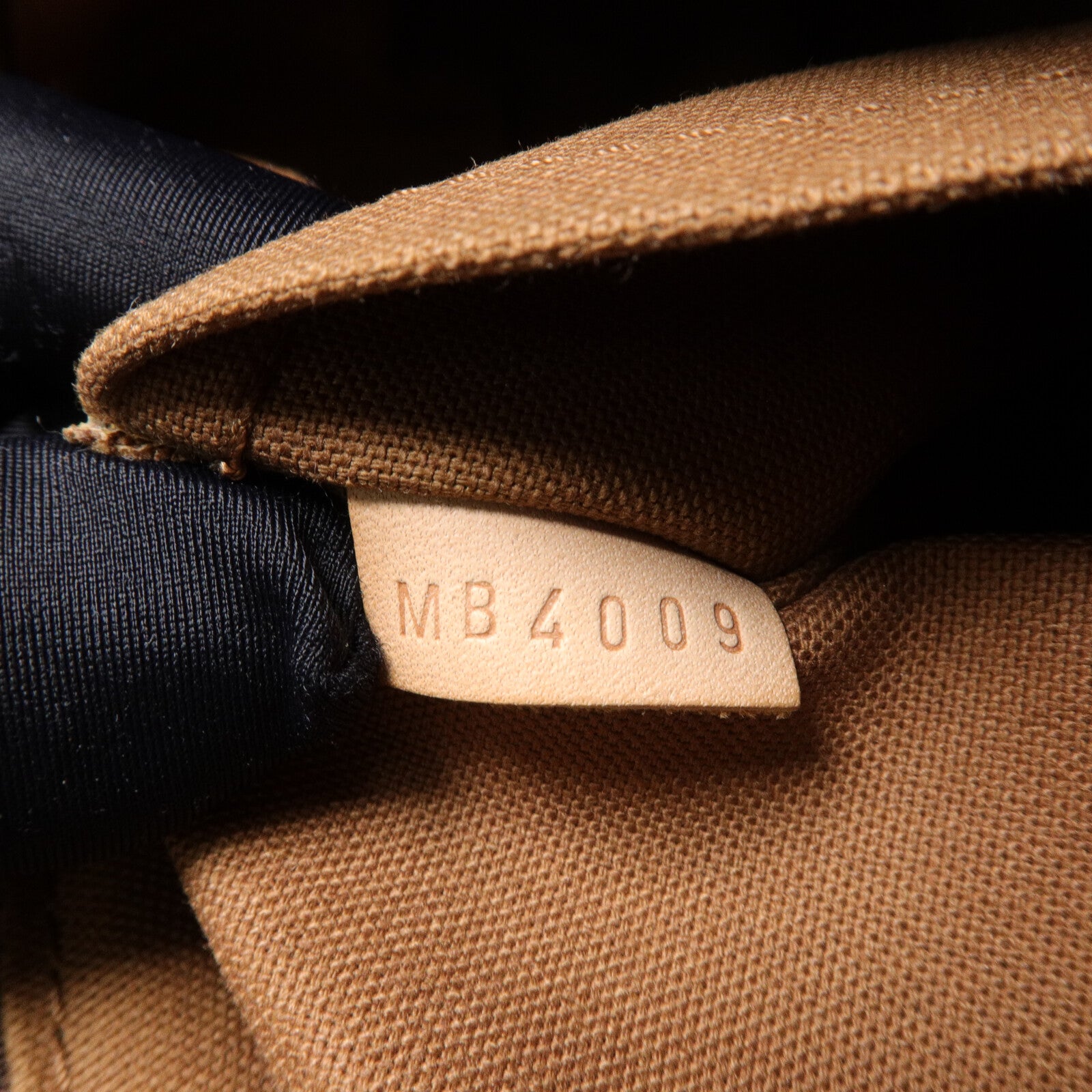 LOUIS VUITTON Monogram Tivoli GM肩背袋