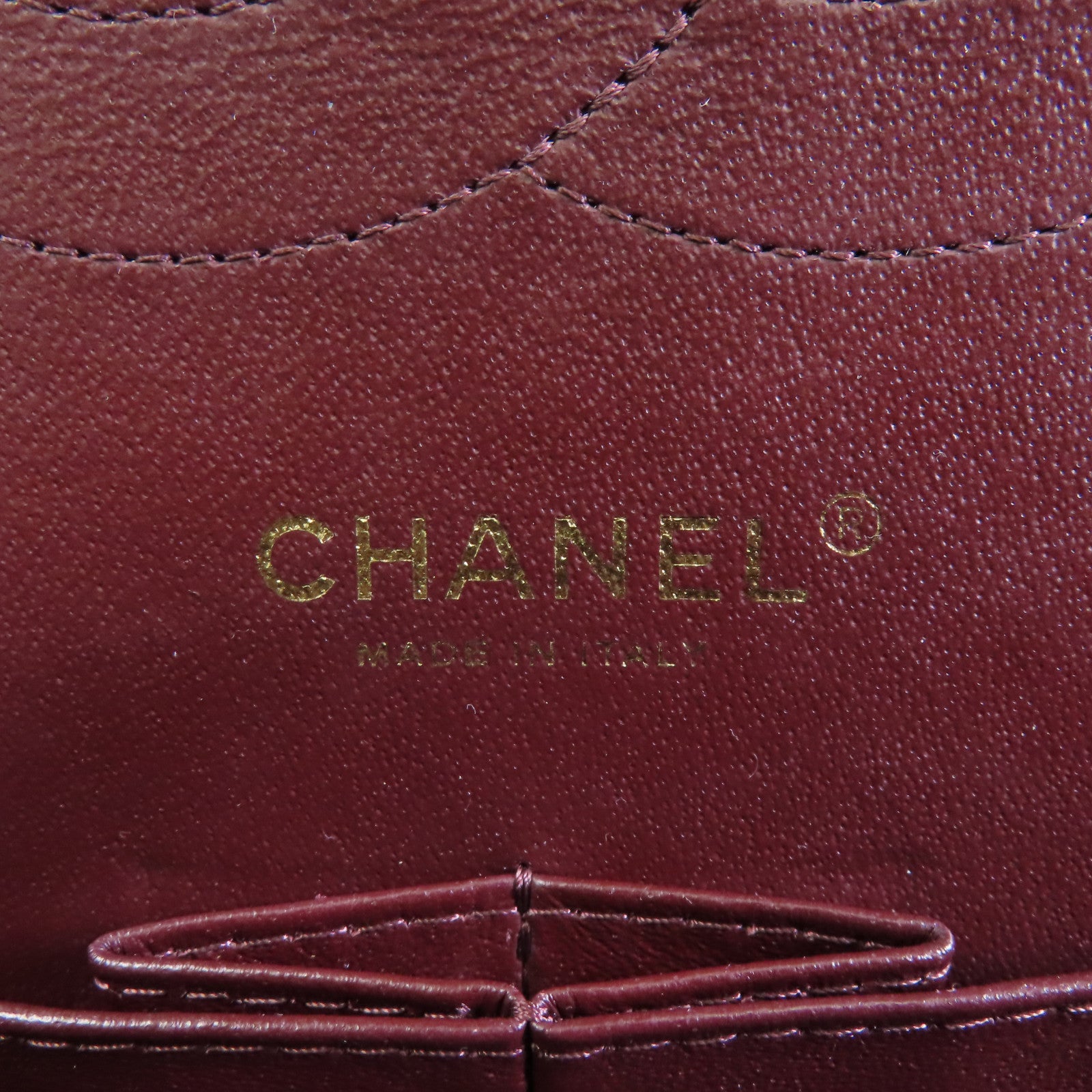 CHANEL 菱格Caviar皮革Classic Jumbo金扣鏈帶肩背袋黑色