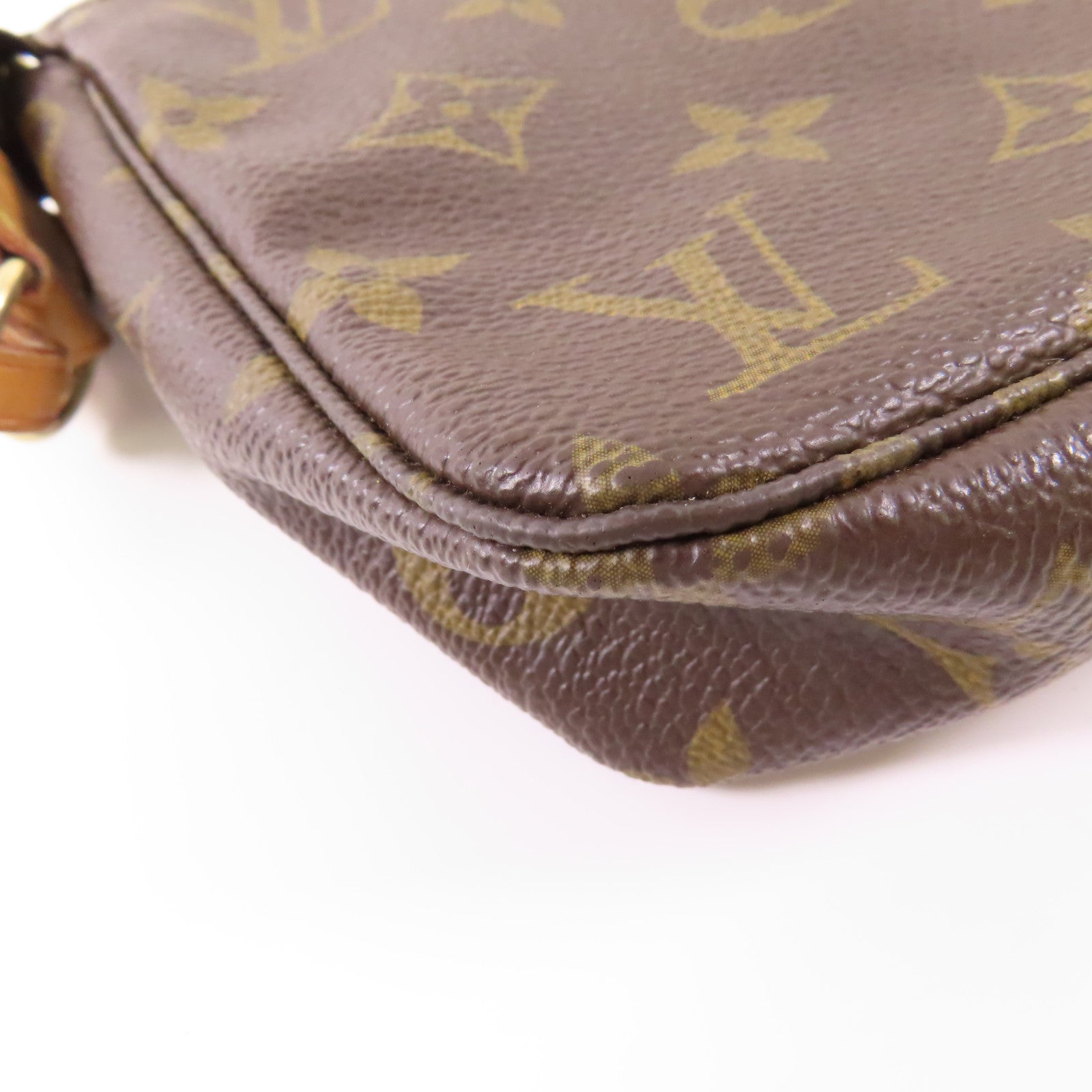 LOUIS VUITTON Monogram Pochette Accessoires金扣手挽袋棕色
