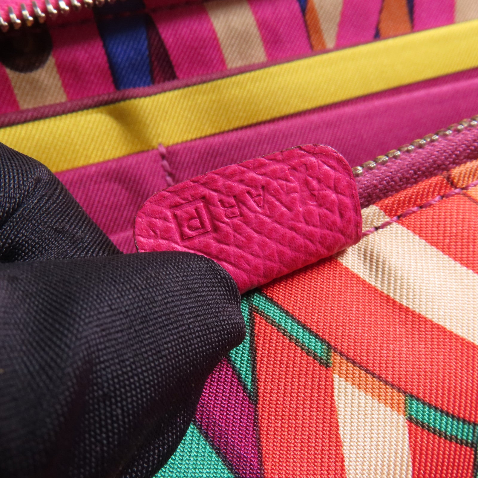 HERMES Epsom皮革Silk In Classic銀扣長錢包Rose Tyrien