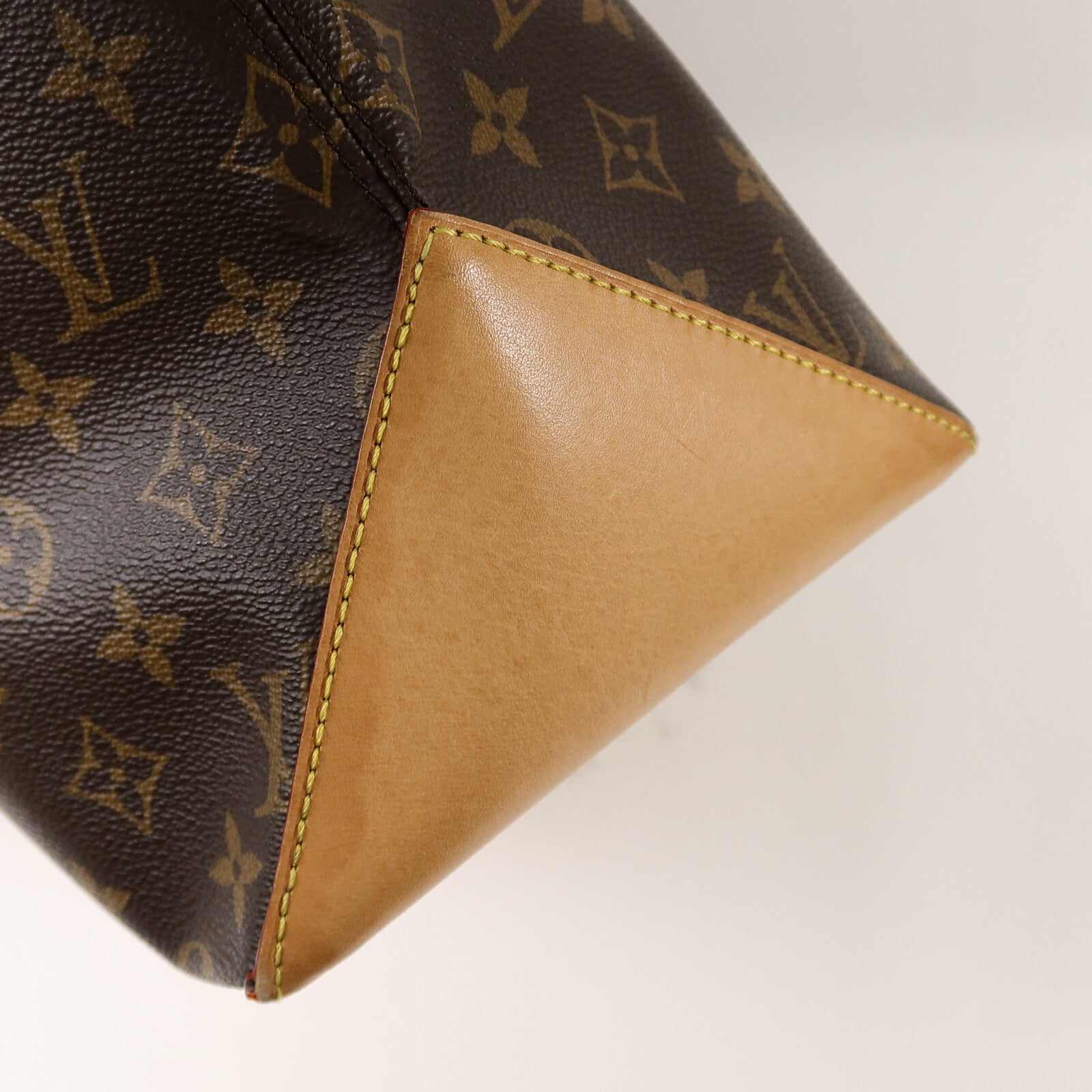 LOUIS VUITTON Monogram Mezzo肩背袋