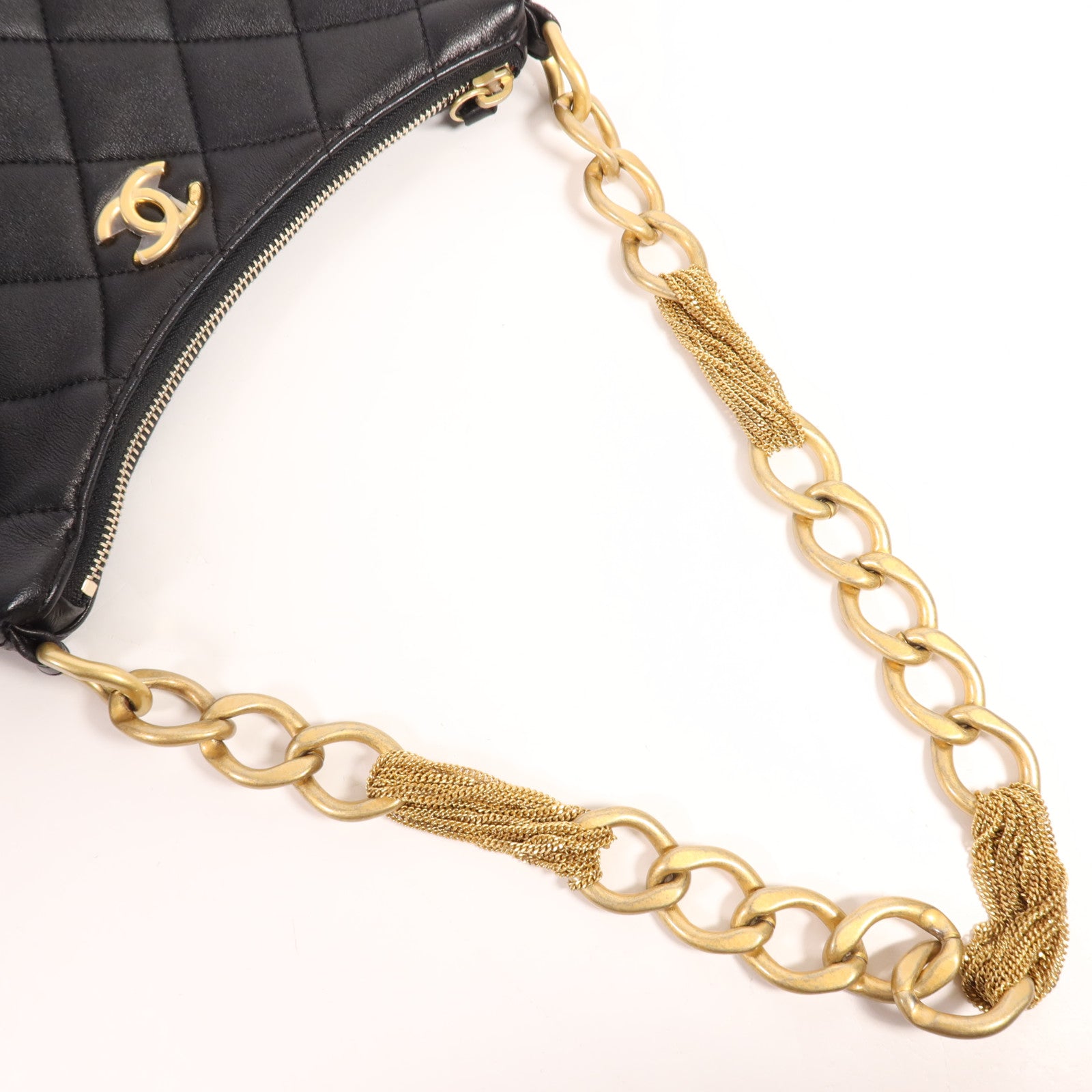 CHANEL 牛皮皮革Hobo金扣鏈帶肩背袋