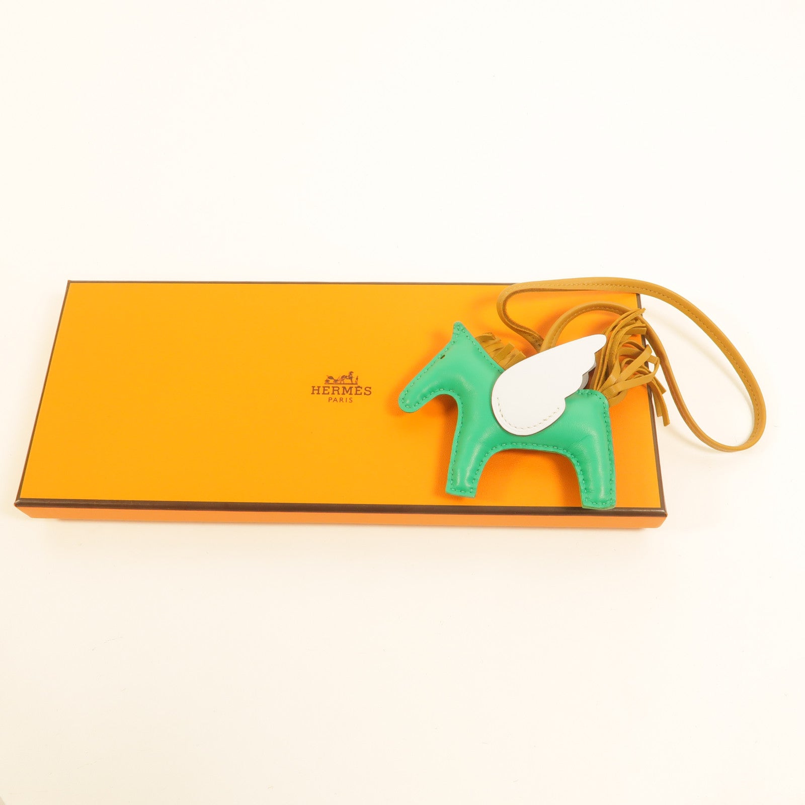 HERMES Milo/Swift皮革Rodeo Pegase PM掛飾Menthe/Sesame