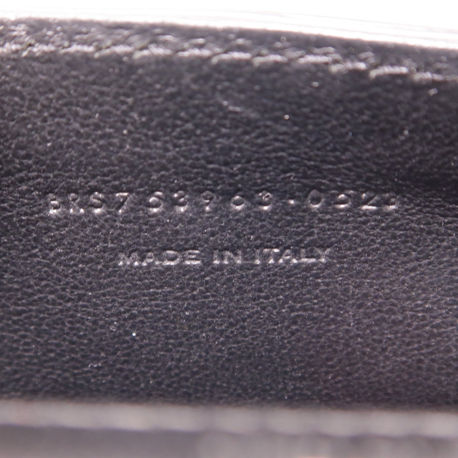 YVES SAINT LAURENT 牛皮皮革Solferino銀扣肩背袋