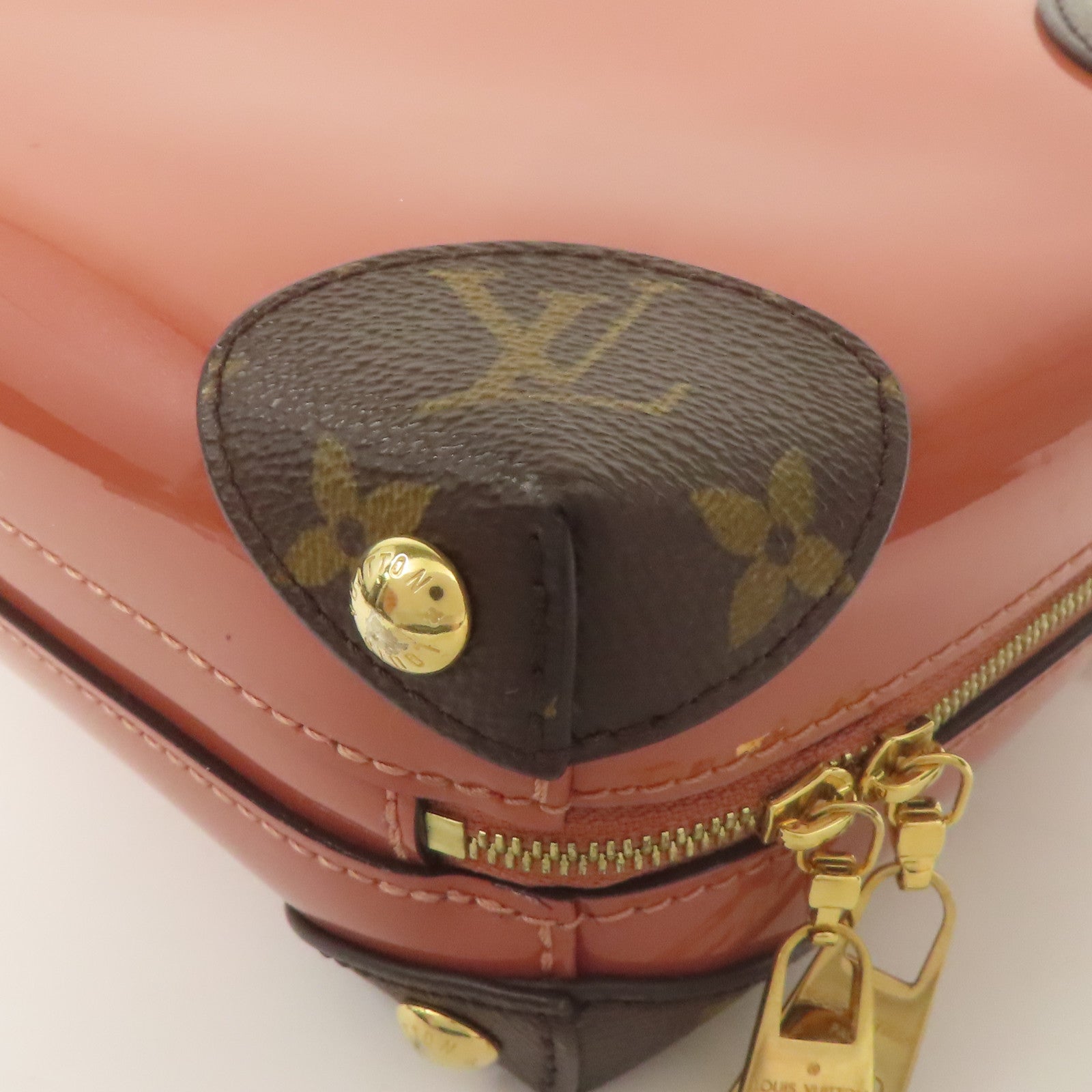 LOUIS VUITTON 漆皮皮革Venice金扣肩背袋