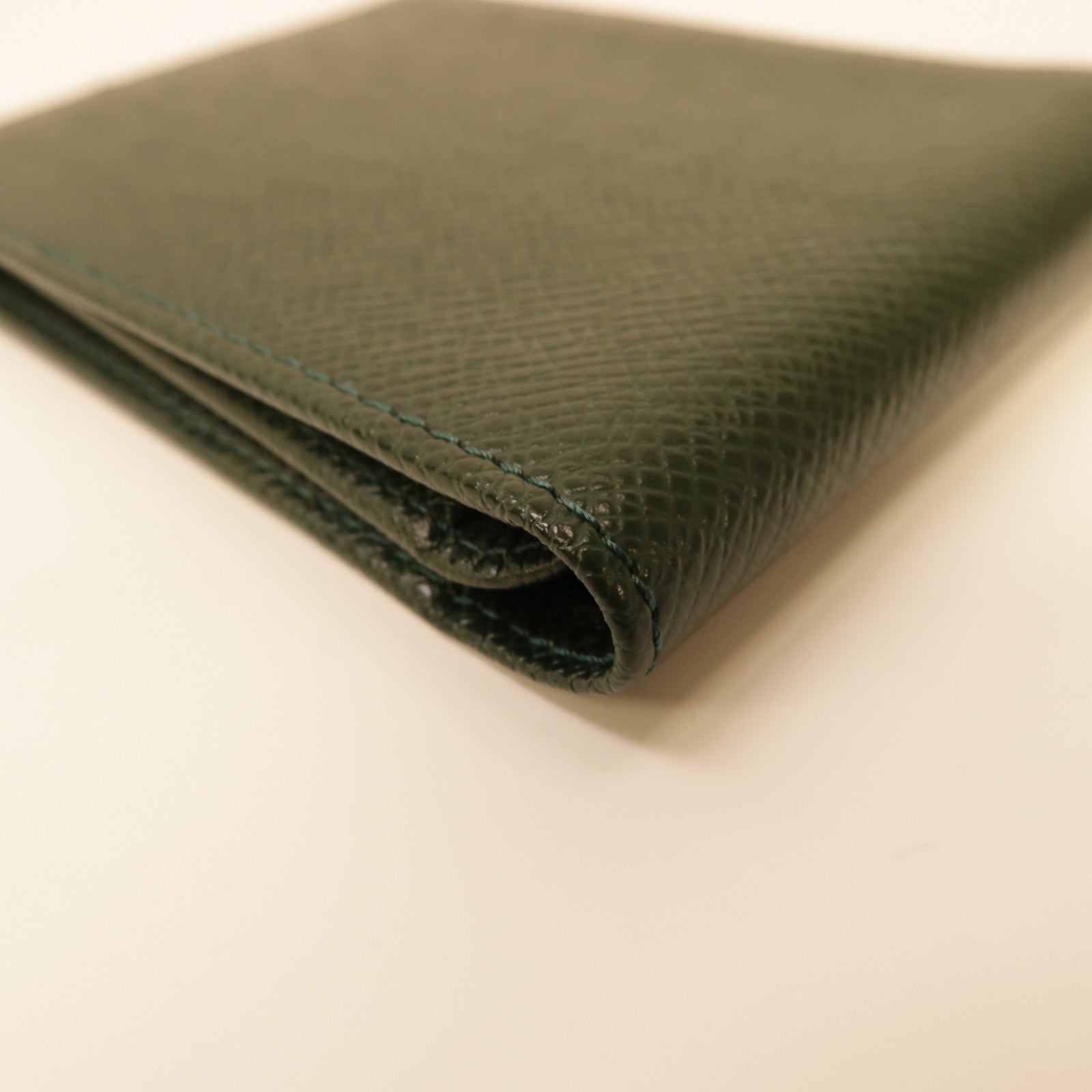 LOUIS VUITTON Taiga Porte Billets 3 Voler折疊錢包綠色