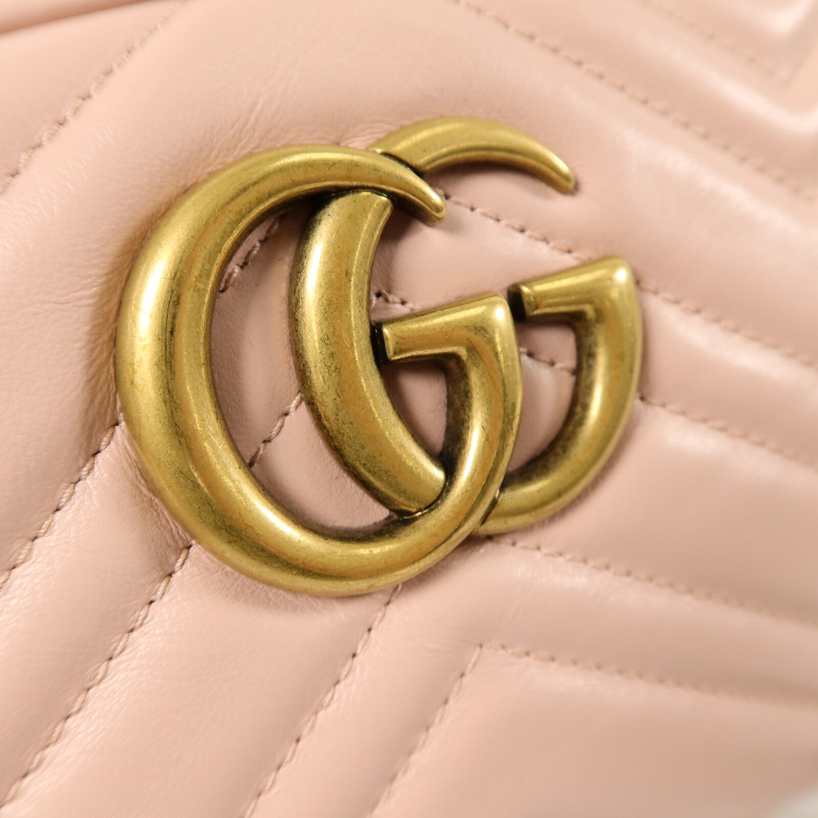 GUCCI 牛皮皮革GG Marmont肩背袋
