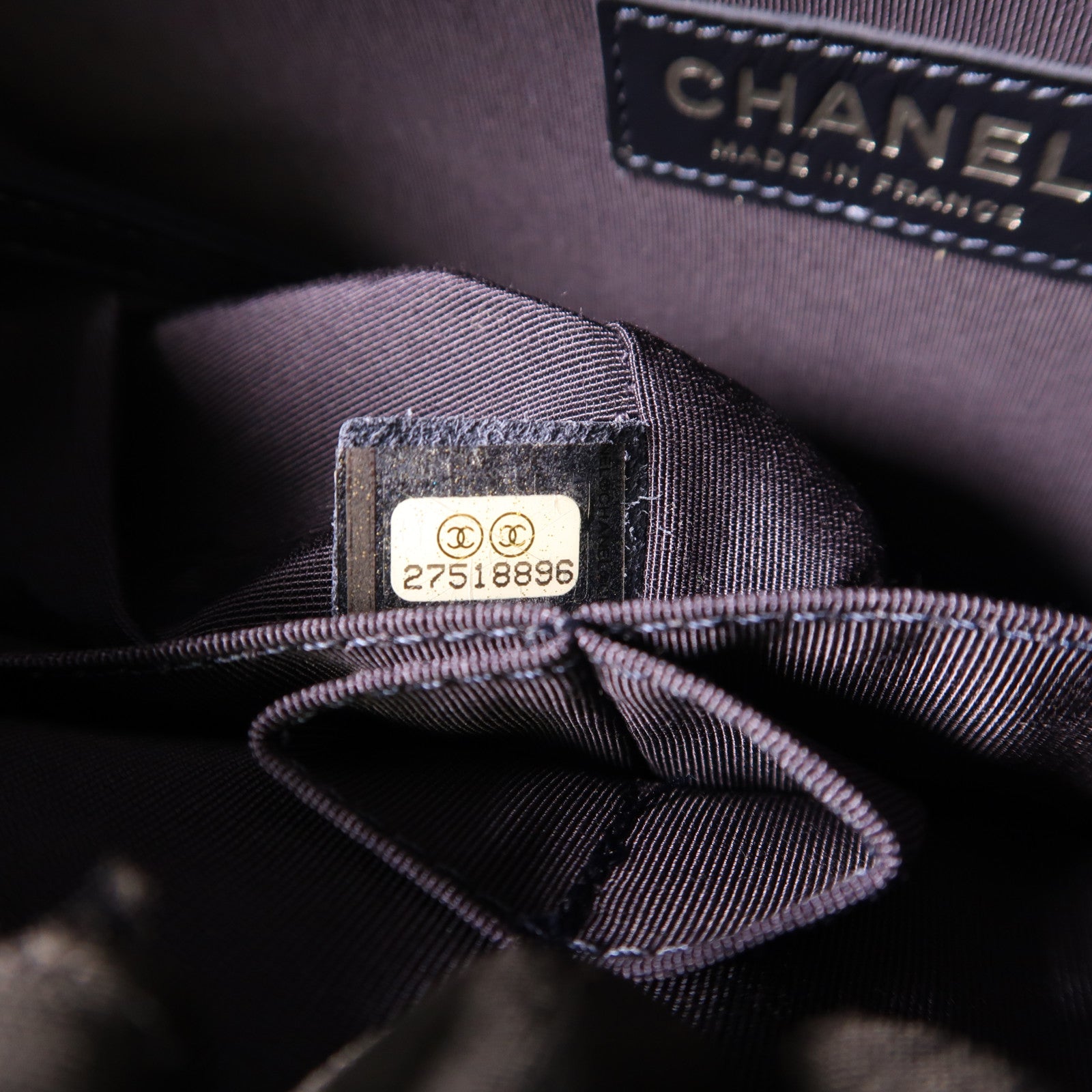 CHANEL 斜紋軟呢/皮革Gabrielle Medium鏈帶肩背袋