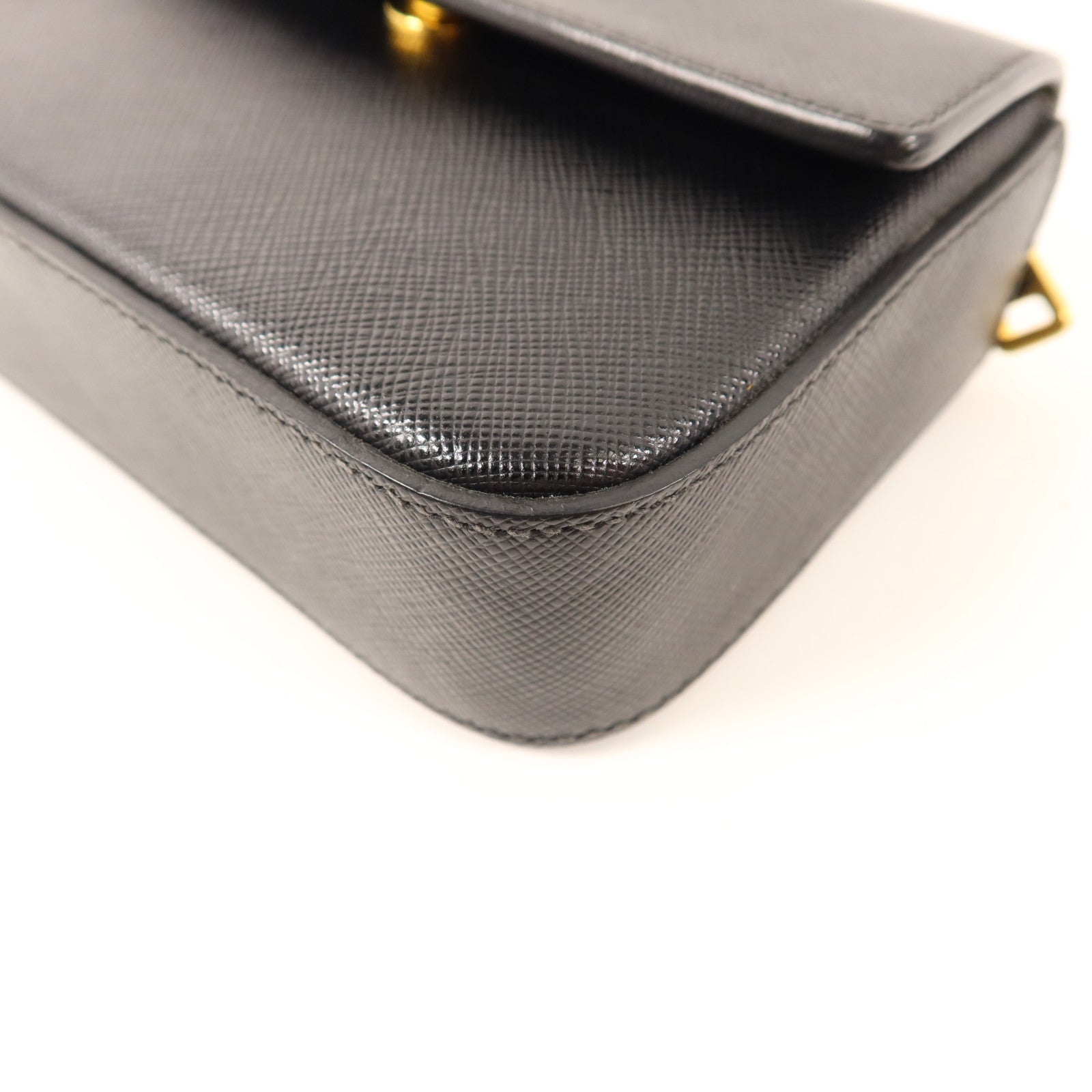 PRADA Saffiano皮革Clutch金扣手拿包
