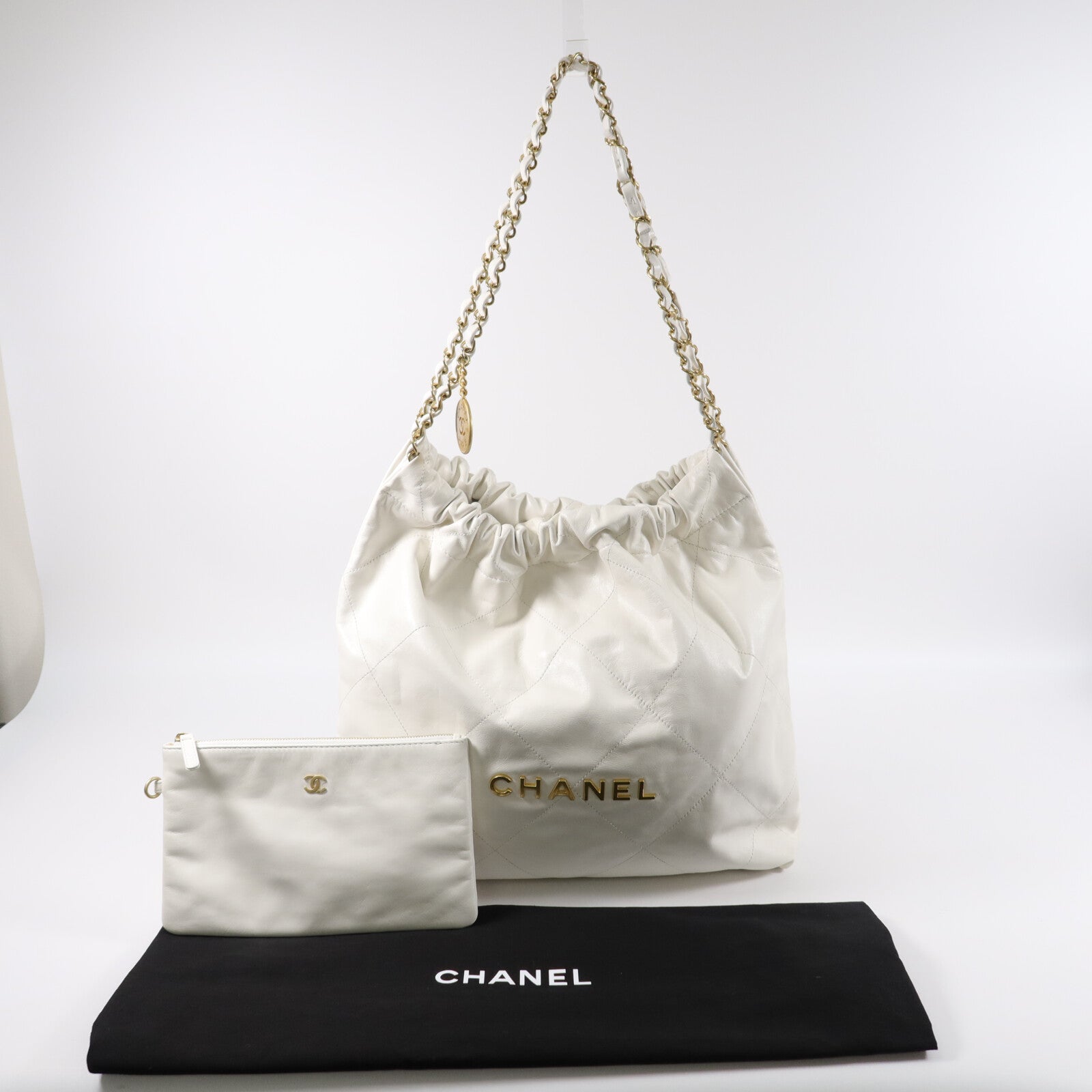 CHANEL 牛皮皮革Chanel 22 Small鏈帶肩背袋