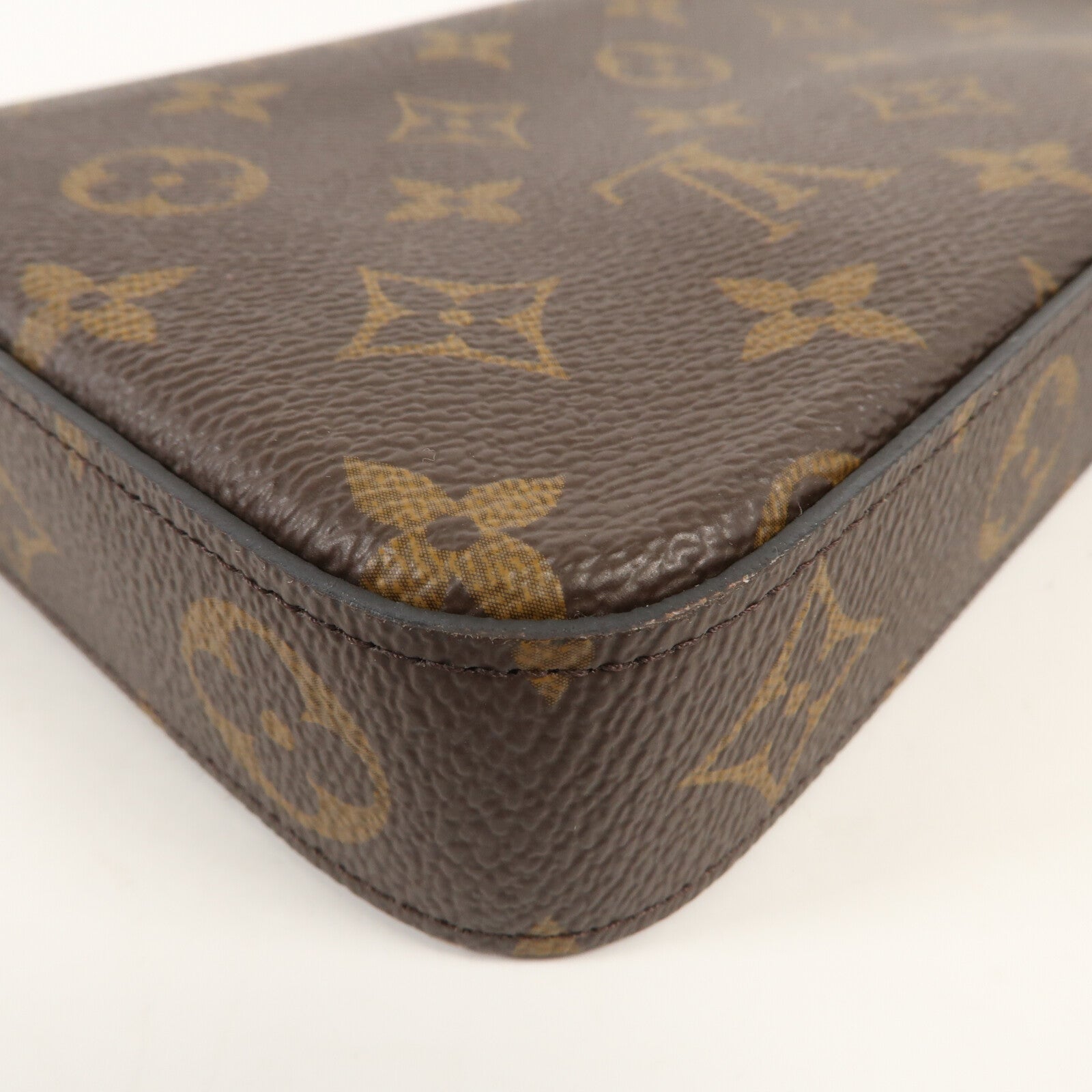 LOUIS VUITTON Monogram Felicie Pochette金扣鏈帶肩背袋