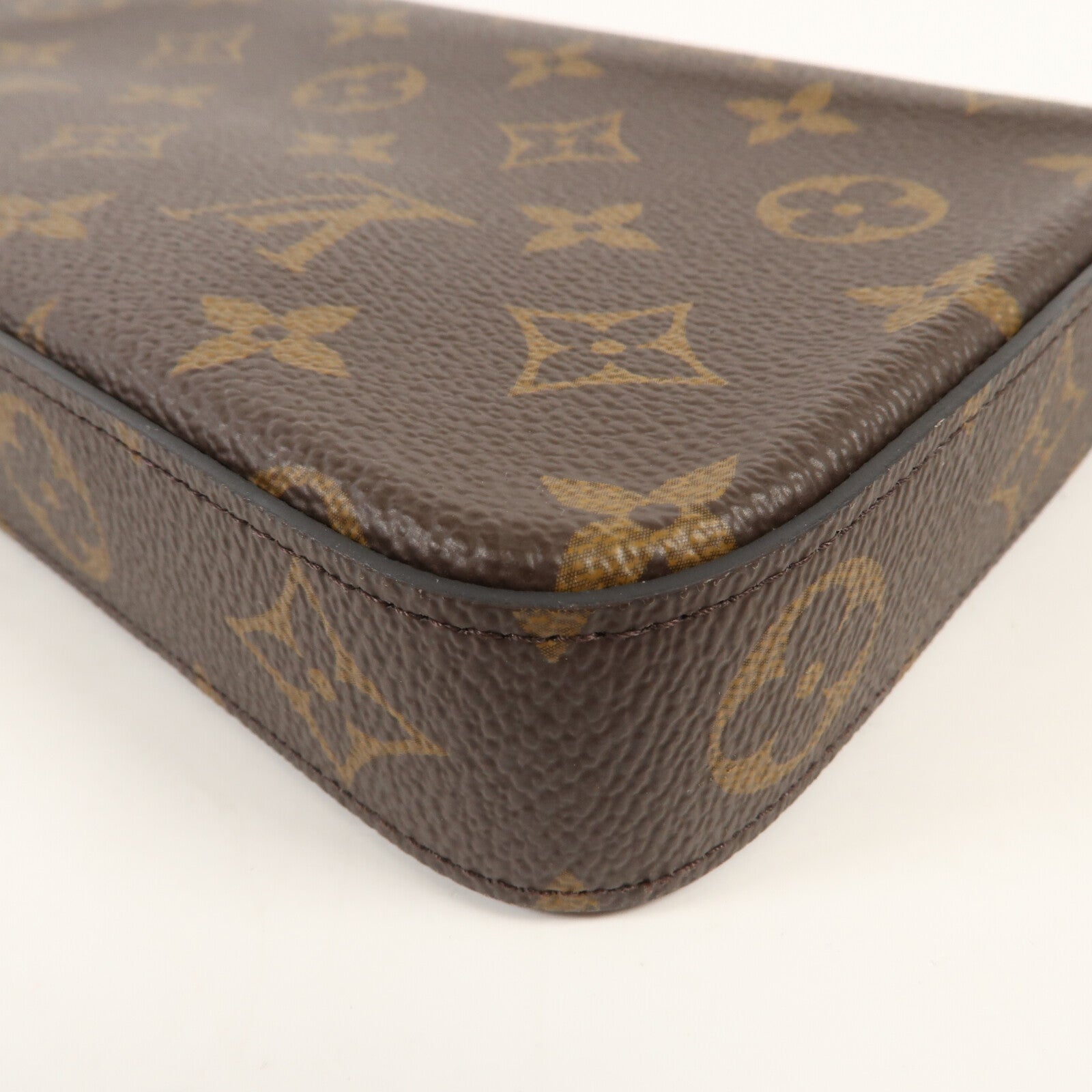 LOUIS VUITTON Monogram Felicie Pochette金扣鏈帶肩背袋