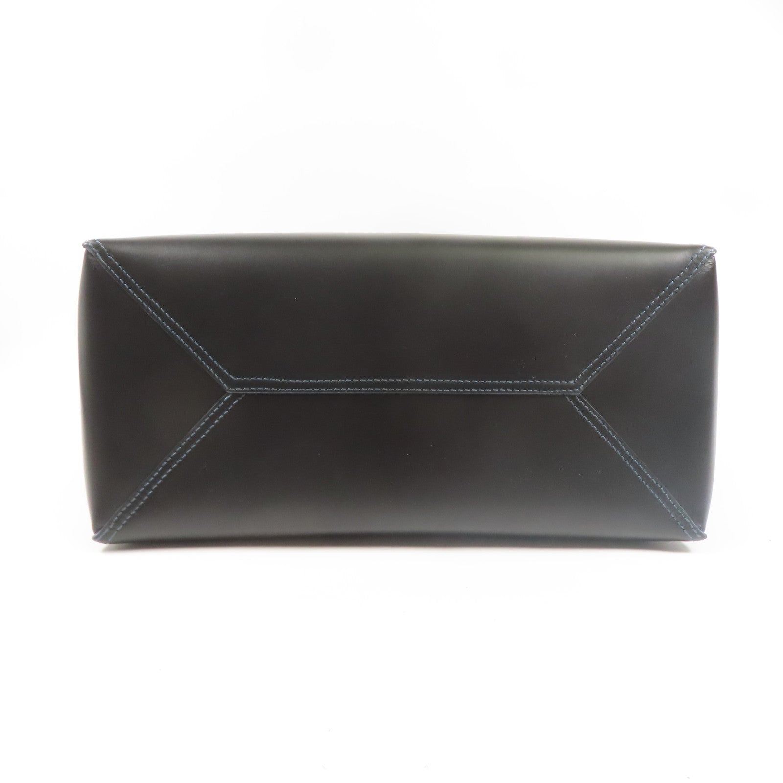 LOEWE 牛皮皮革Shoulder Bag金扣肩背袋