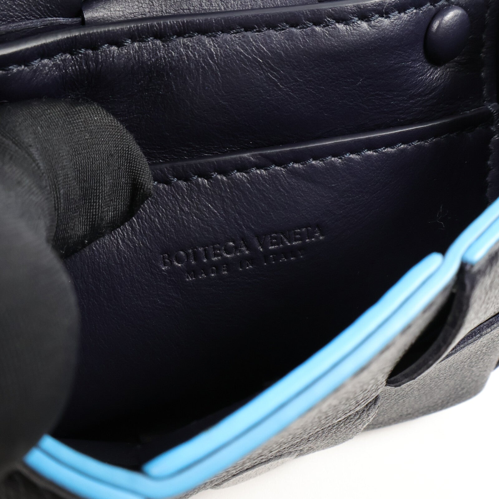 BOTTEGA VENETA 羊皮皮革Mini Cassette肩背袋