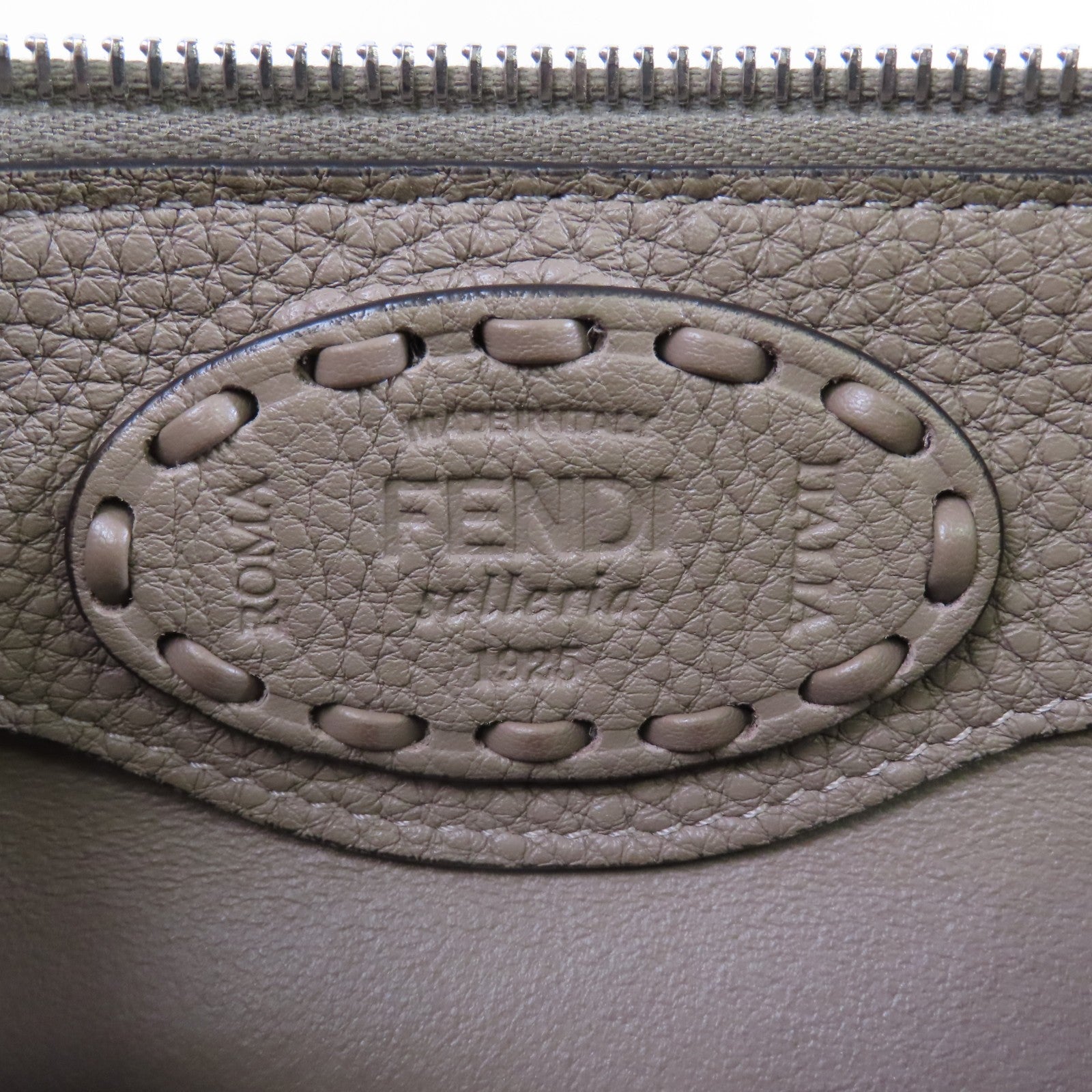 FENDI 【激減優惠】牛皮皮革By The Way Mini銀扣手挽肩背兩用袋