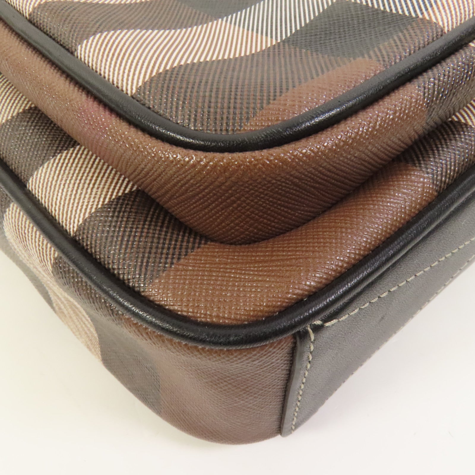BURBERRY 塗層帆布Shoulder Bag肩背袋
