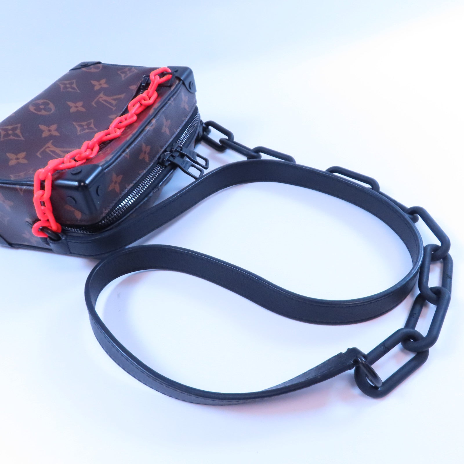LOUIS VUITTON Monogram Mini Soft Trunk黑扣肩背袋啡色/橙色