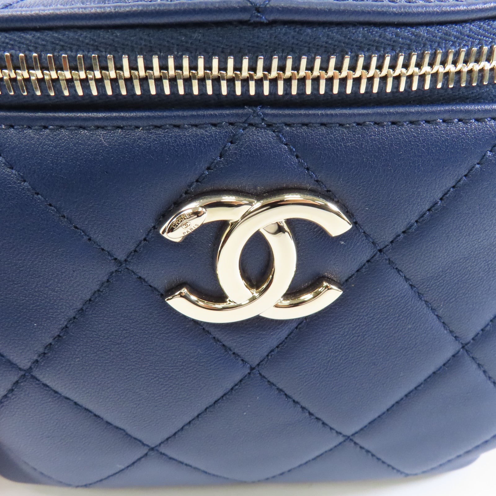 CHANEL 菱格牛皮皮革Waist Bag金扣腰包藍色
