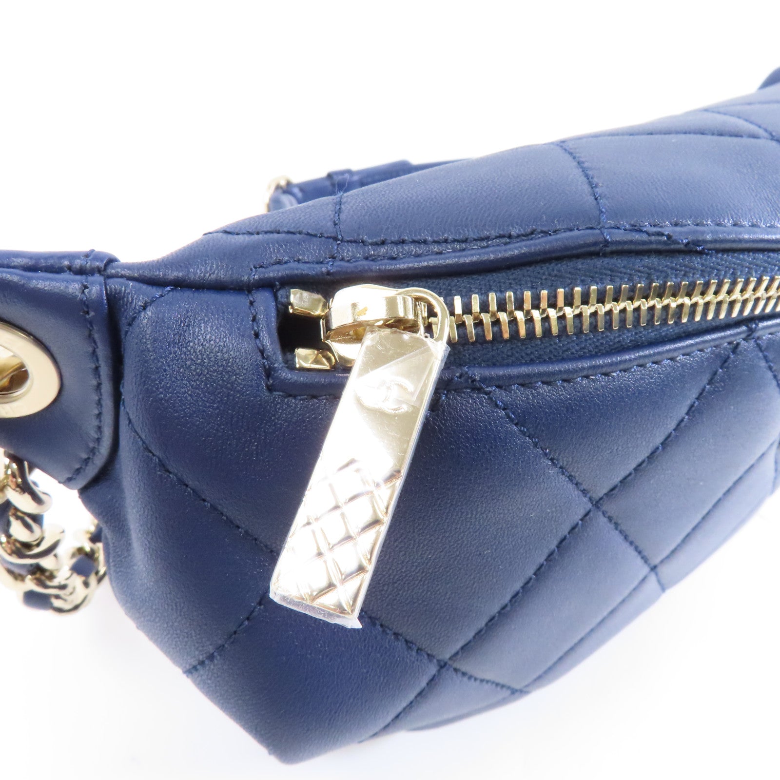 CHANEL 菱格牛皮皮革Waist Bag金扣腰包藍色
