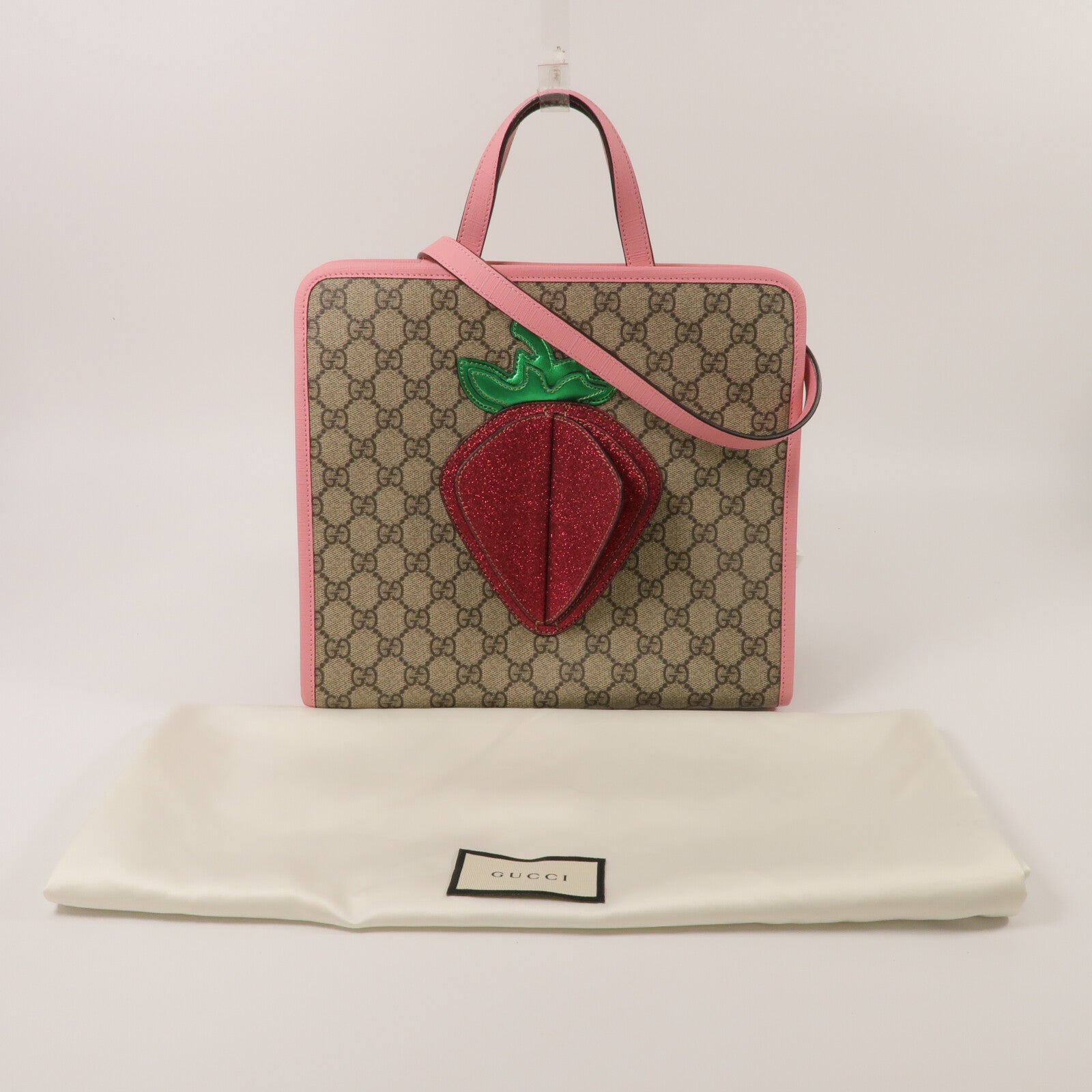 GUCCI 塗層帆布3D Strawberry GG Supreme Shoulder Tote手挽肩背兩用袋