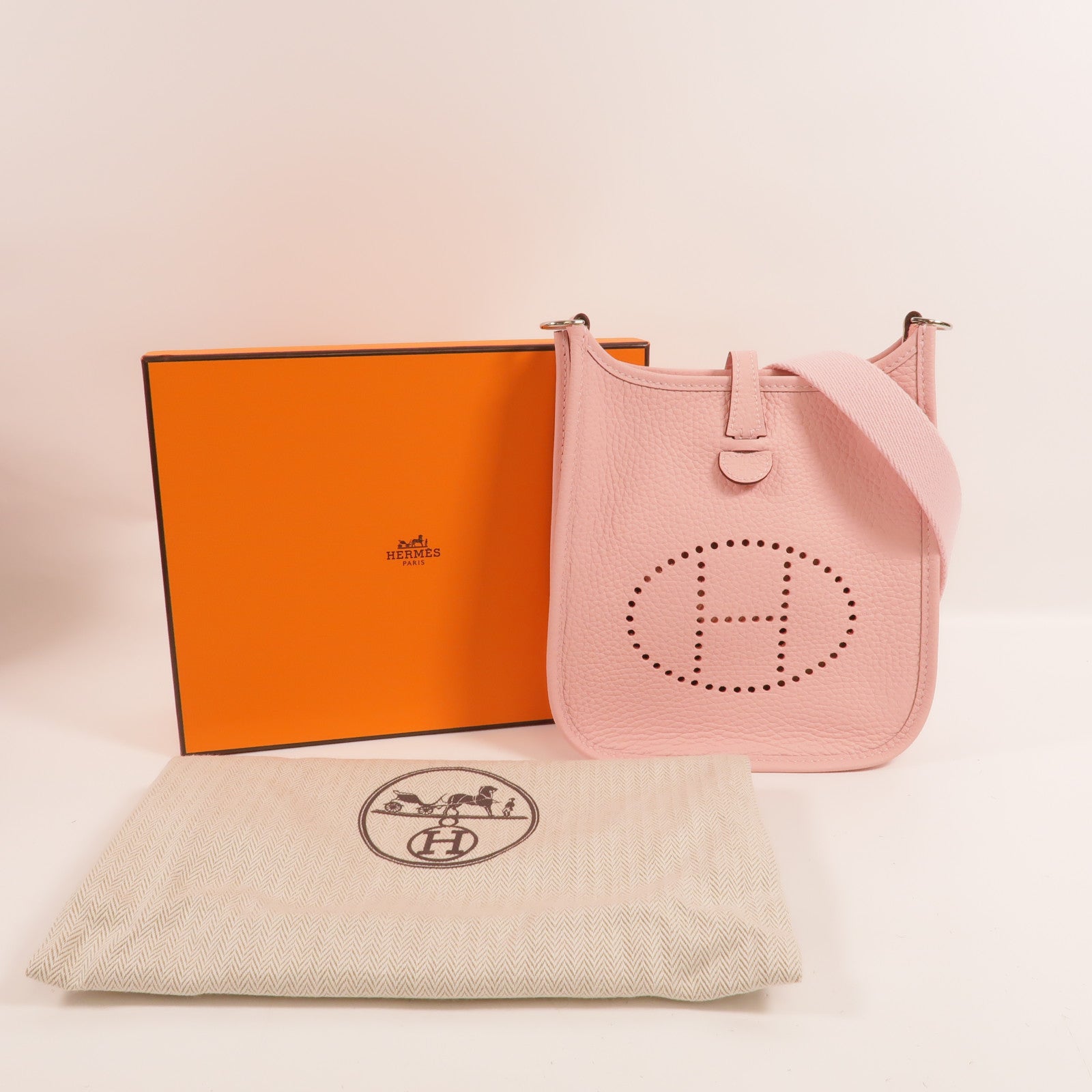 HERMES Clemence皮革Evelyne TPM肩背袋Rose Sakura