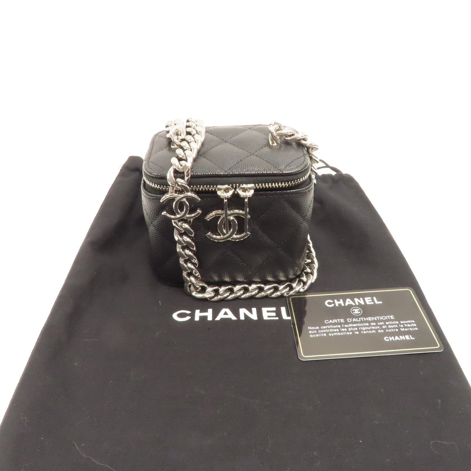 CHANEL 菱格Caviar皮革Vanity Case銀扣鏈帶肩背袋黑色