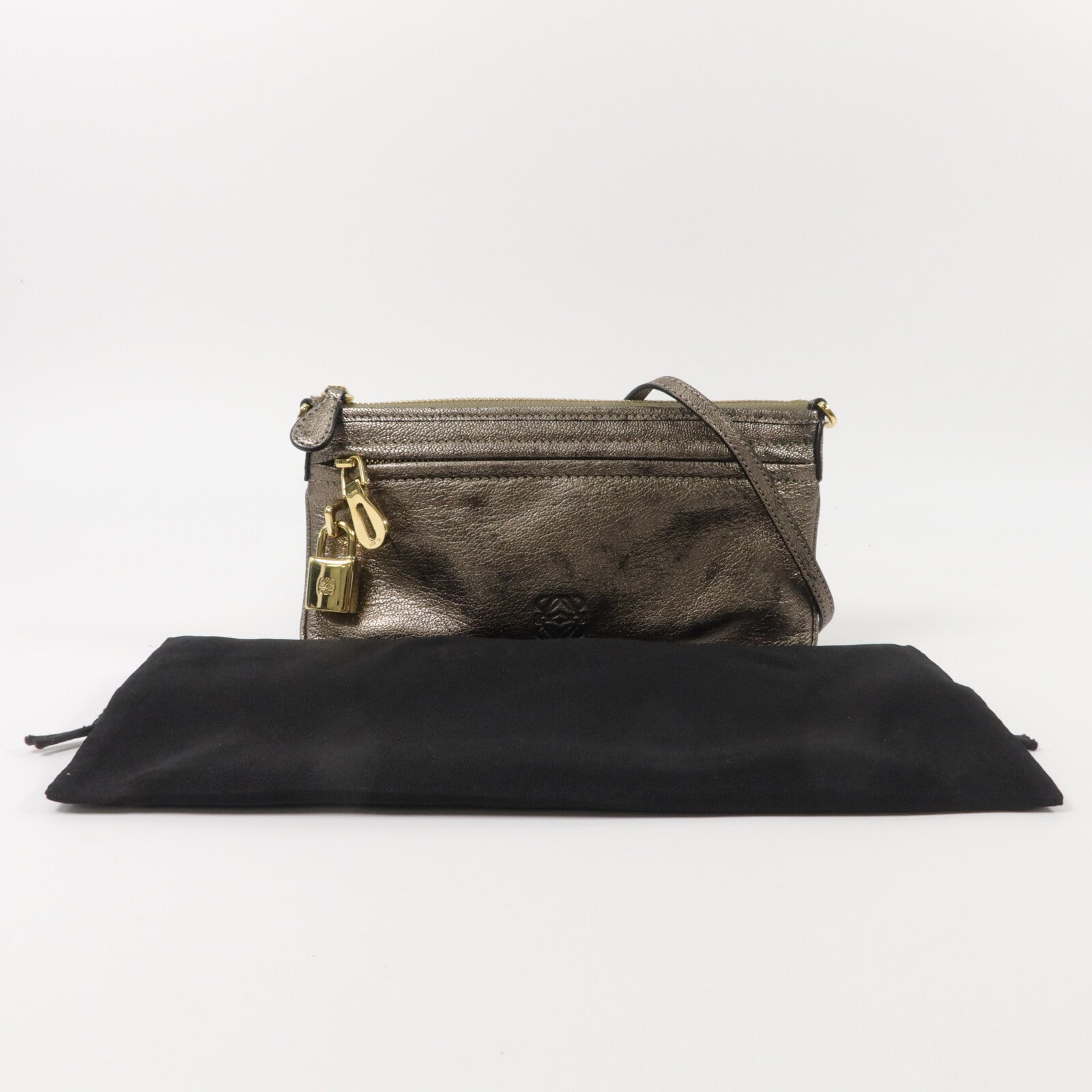 LOEWE 牛皮皮革Anagram Shoulder Bag肩背袋