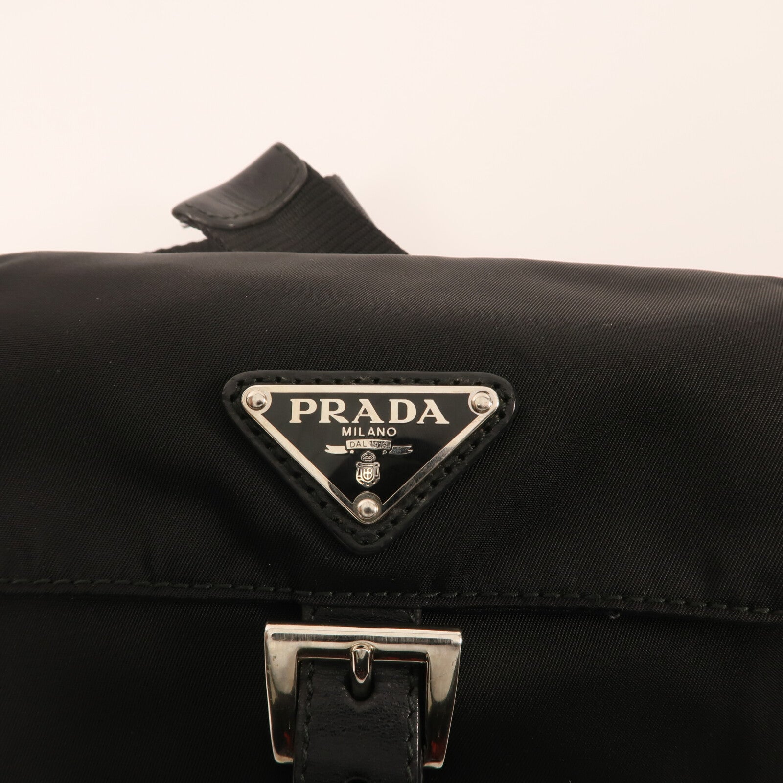 PRADA 尼龍Belt Bag銀扣腰包