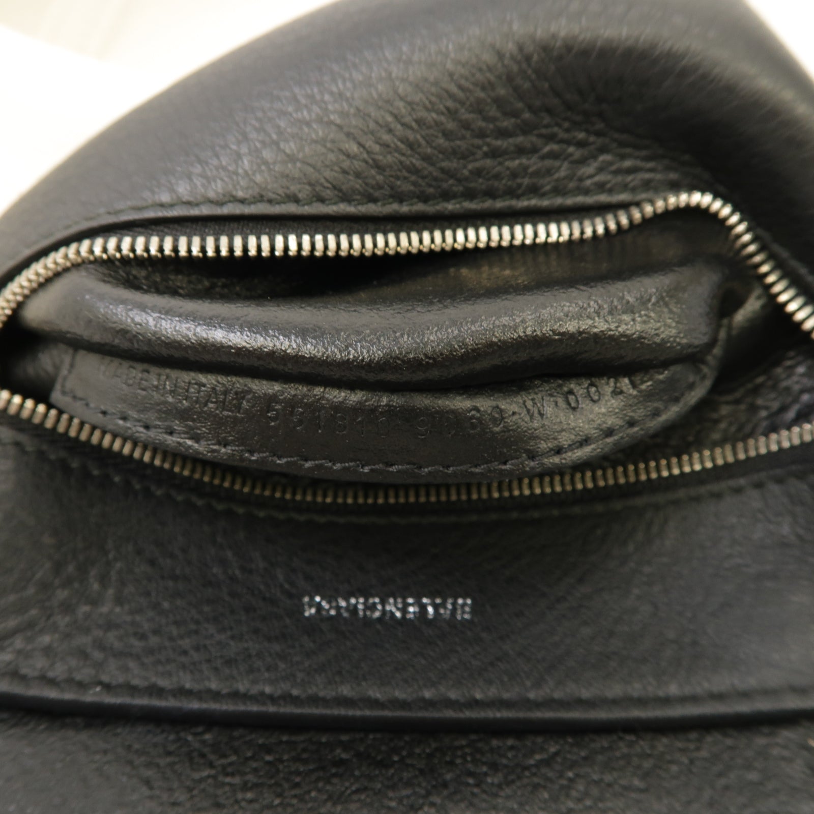 BALENCIAGA 牛皮皮革Everyday銀扣手挽肩背兩用袋白色