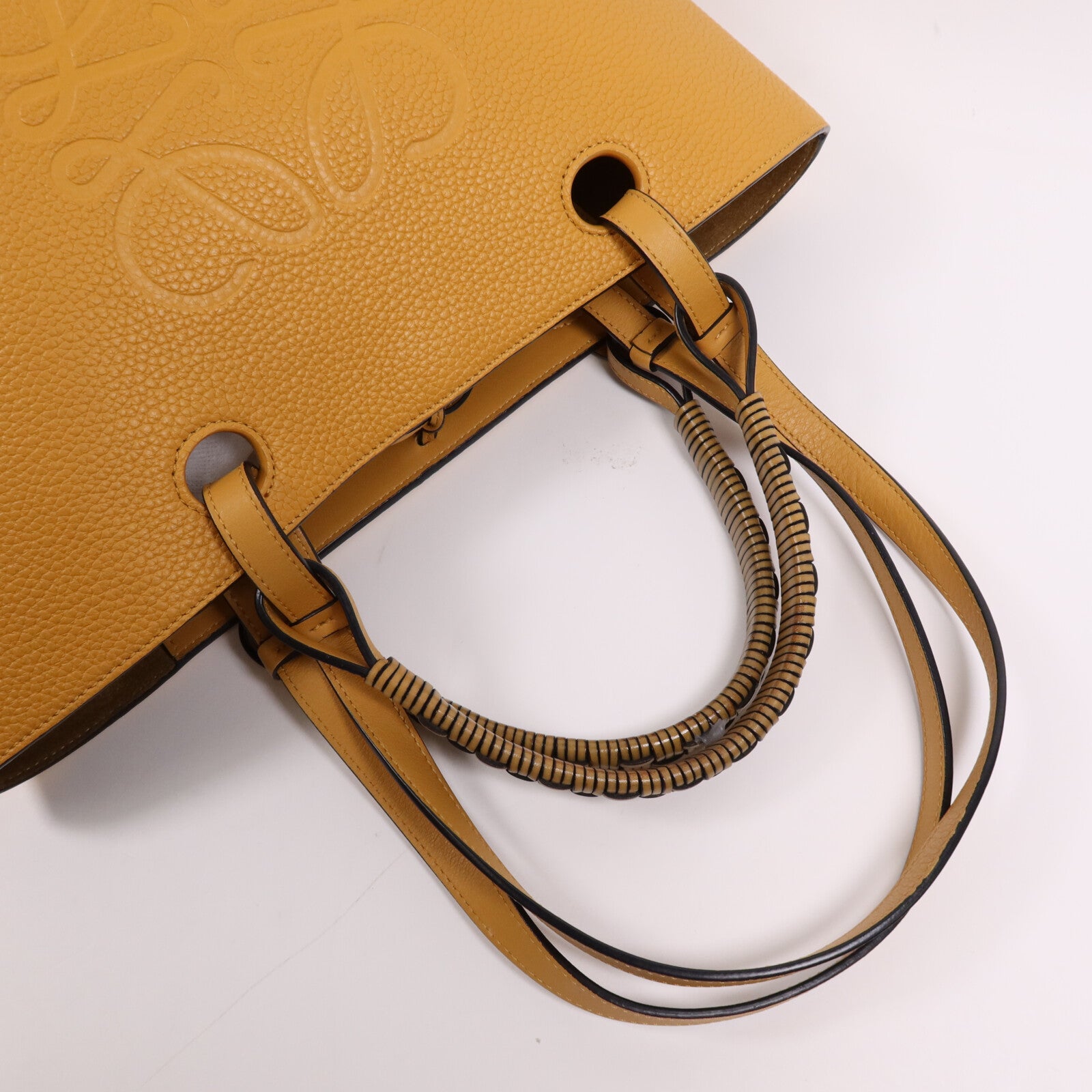 LOEWE 牛皮皮革Anagram Tote Bag手挽肩背兩用袋