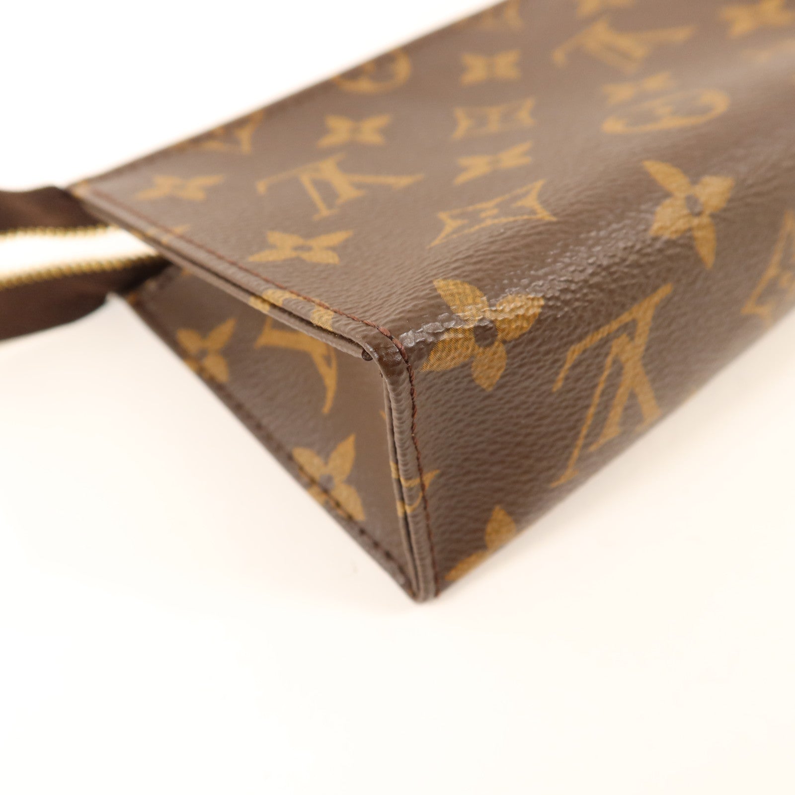 LOUIS VUITTON Monogram Poche Toilette 15金扣手拿包