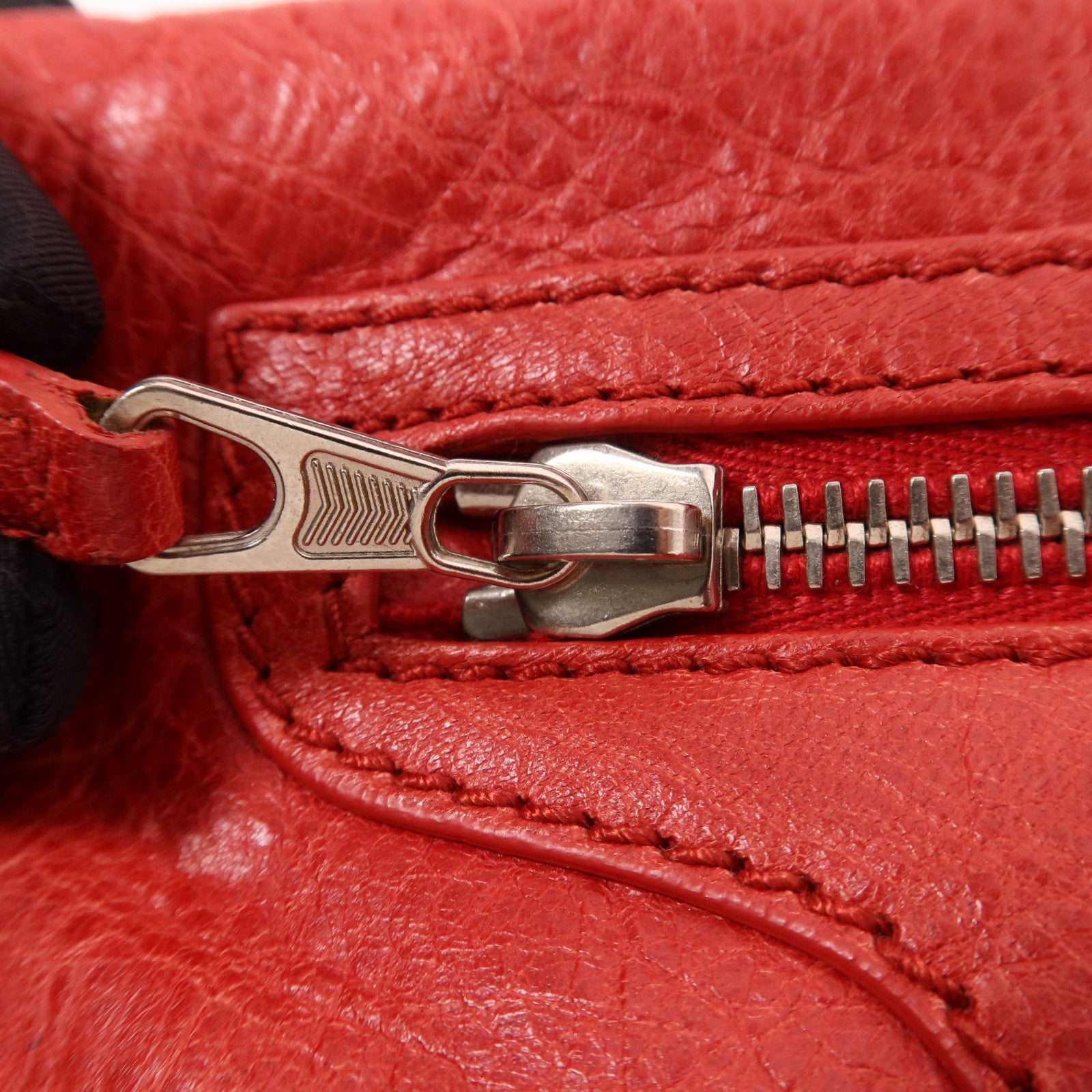 BALENCIAGA 牛皮皮革Clutch銀扣手拿包