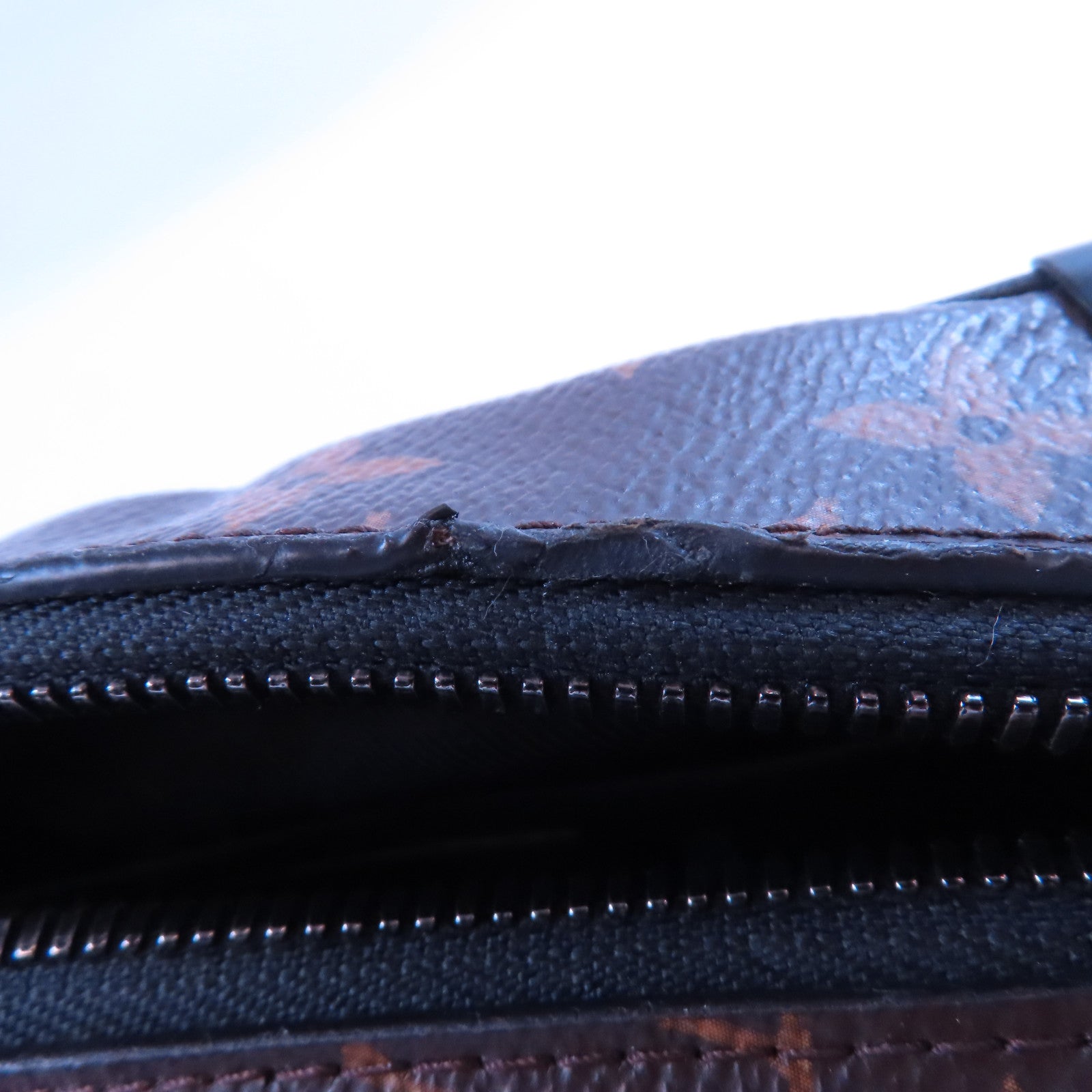 LOUIS VUITTON Monogram Mini Soft Trunk黑扣肩背袋啡色/橙色
