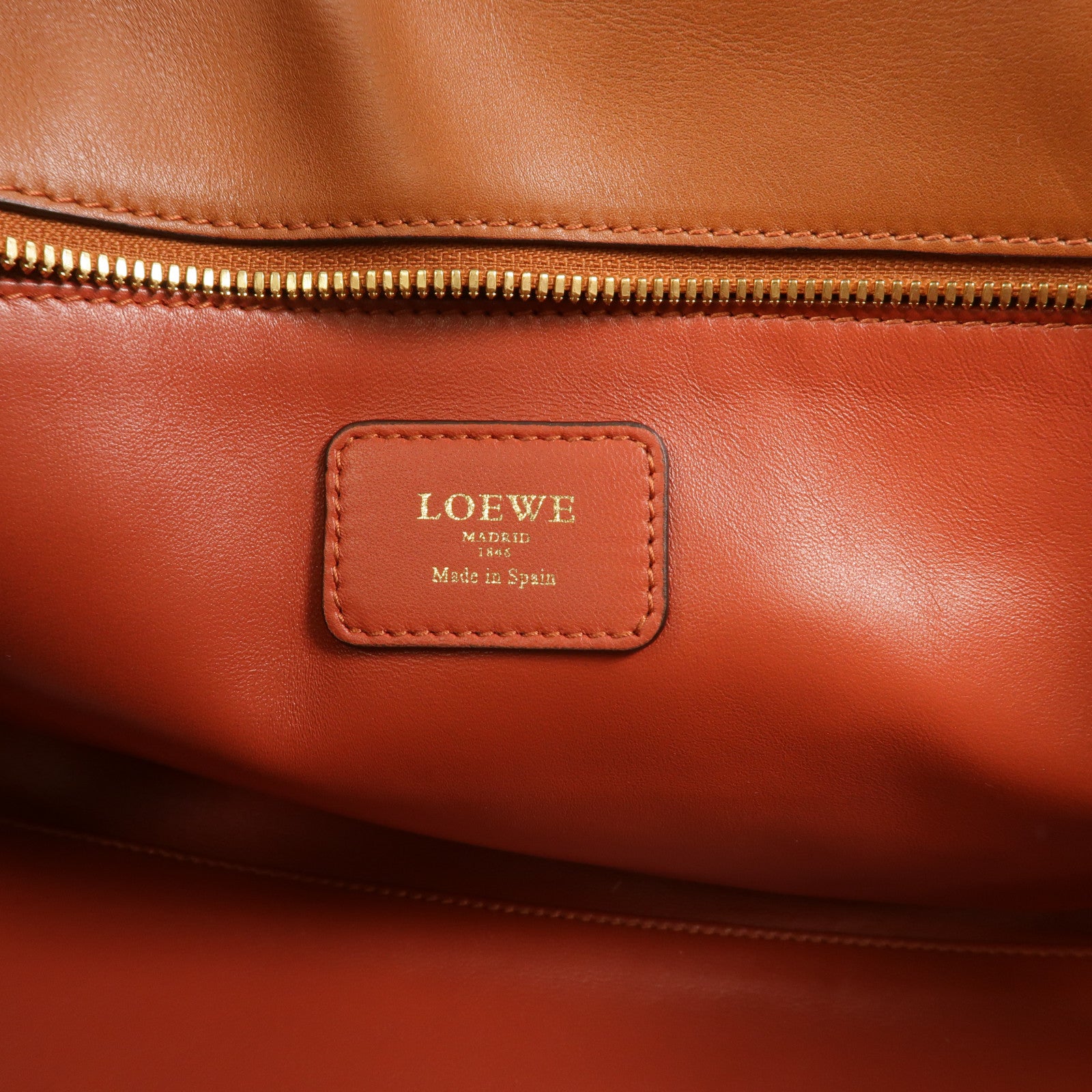 LOEWE 牛皮皮革Amazona 36手挽袋