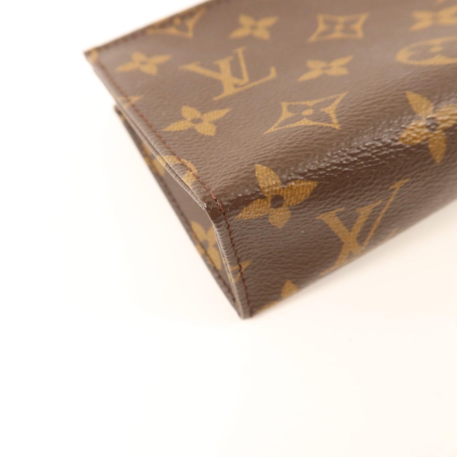 LOUIS VUITTON Monogram Poche Toilette 15金扣手拿包
