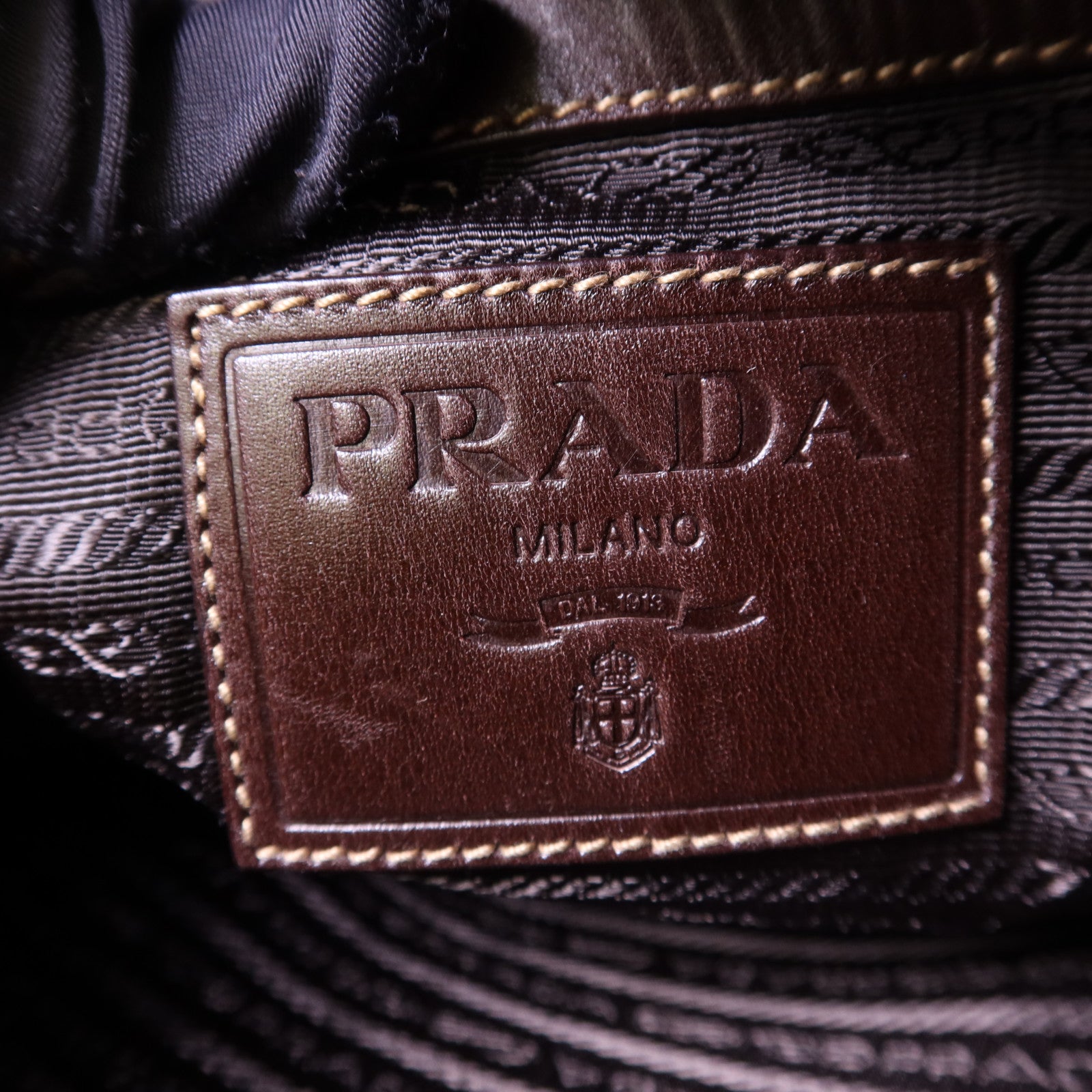 PRADA 帆布Shoulder Bag銀扣肩背袋